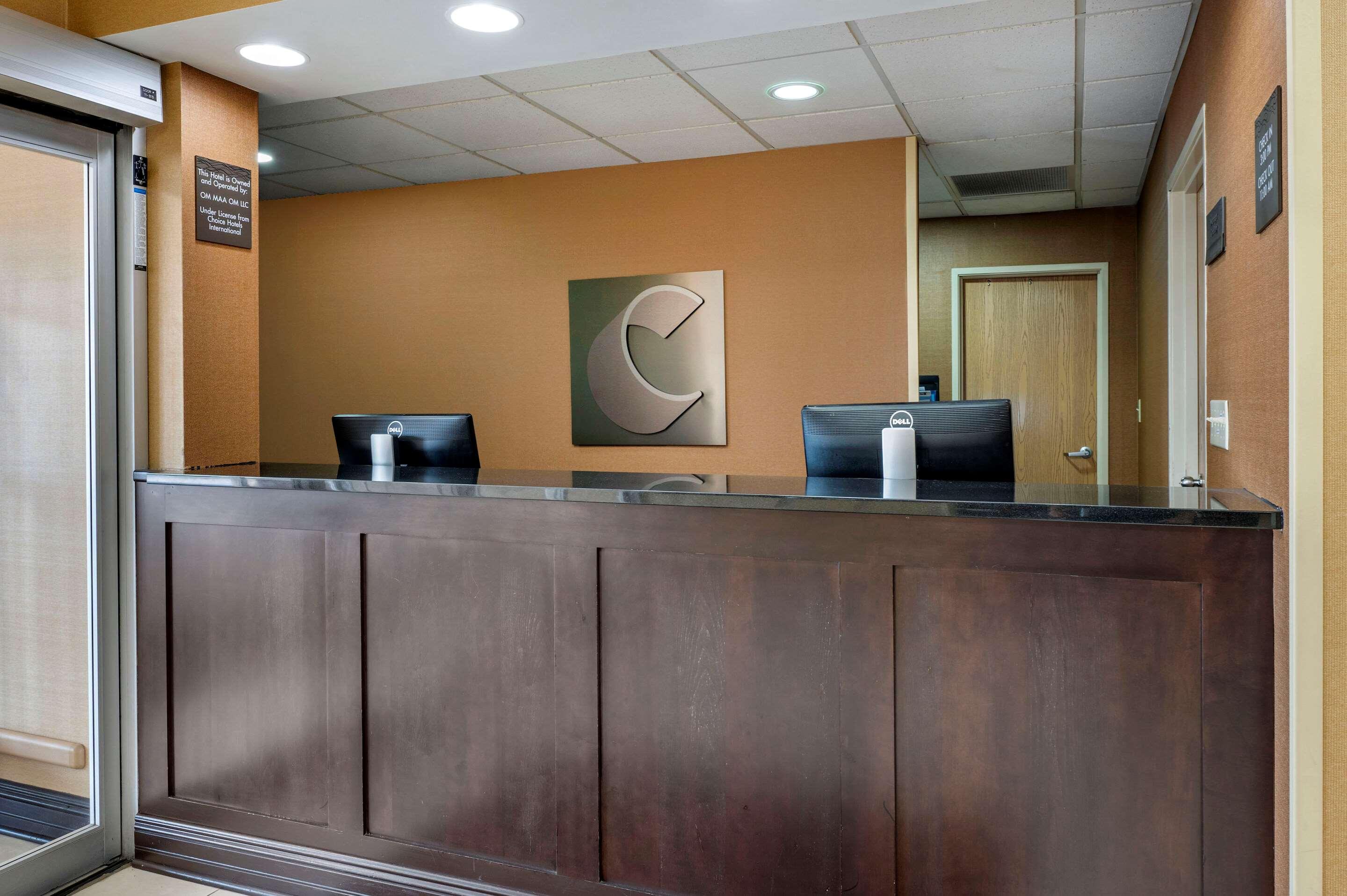 Comfort Inn East — photo 4