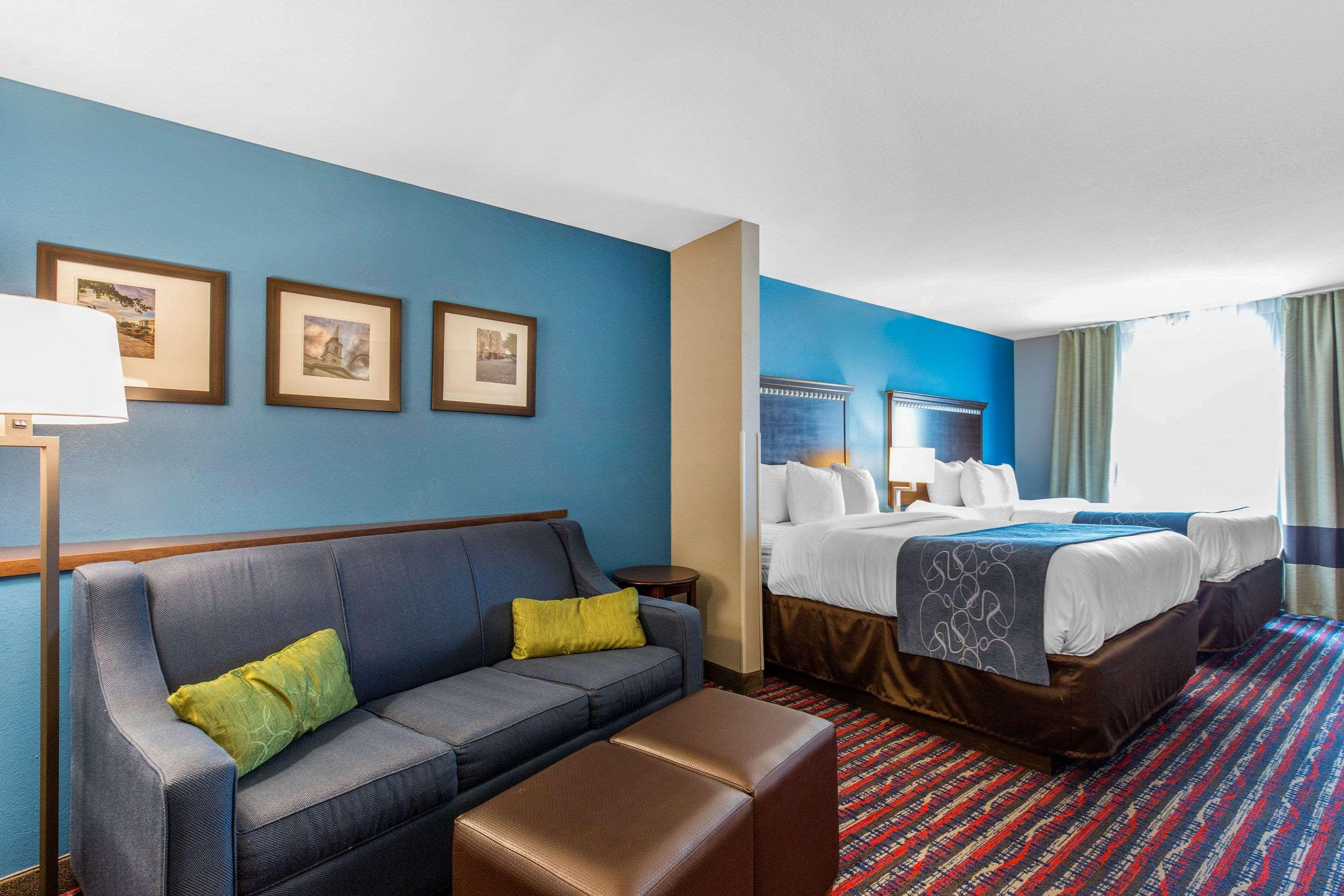 Comfort Suites Fairview Heights — photo 4