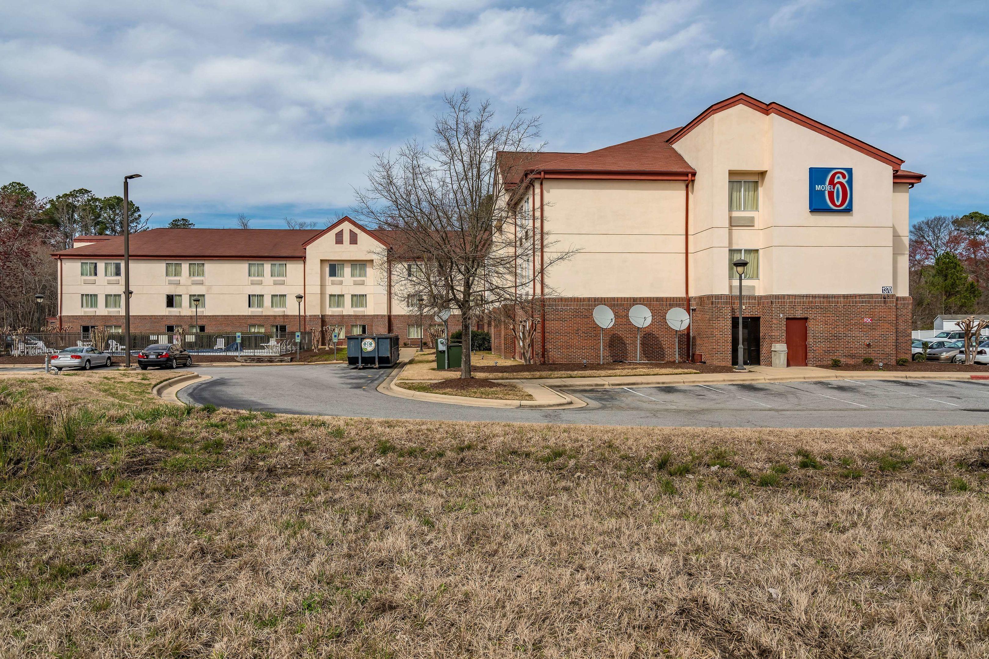 Motel 6 Rocky Mount