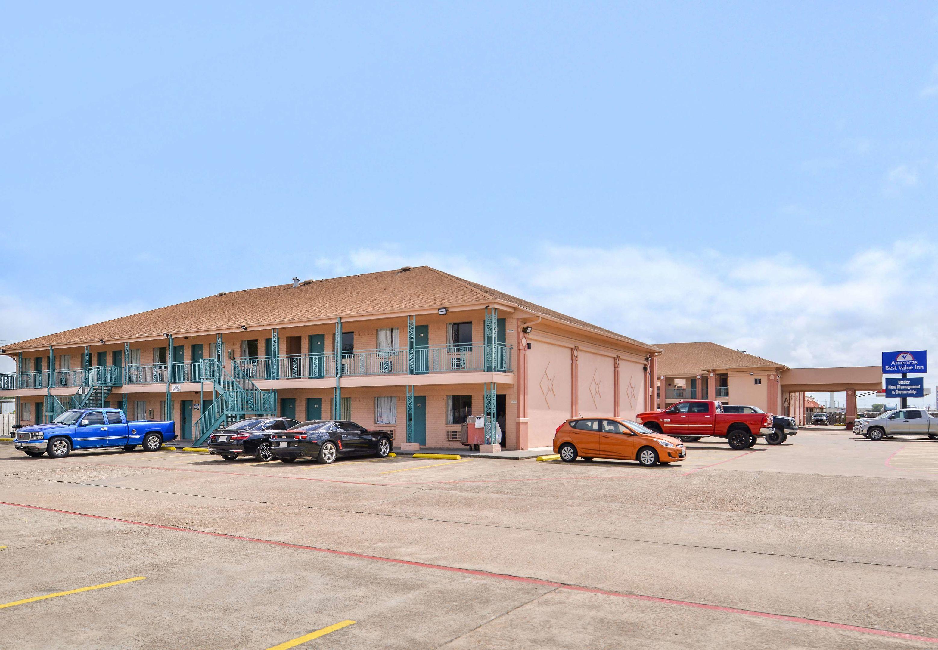 Americas Best Value Inn - Clute/Lake Jackson — photo 4