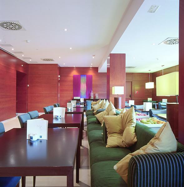 Hotel Elche — photo 4