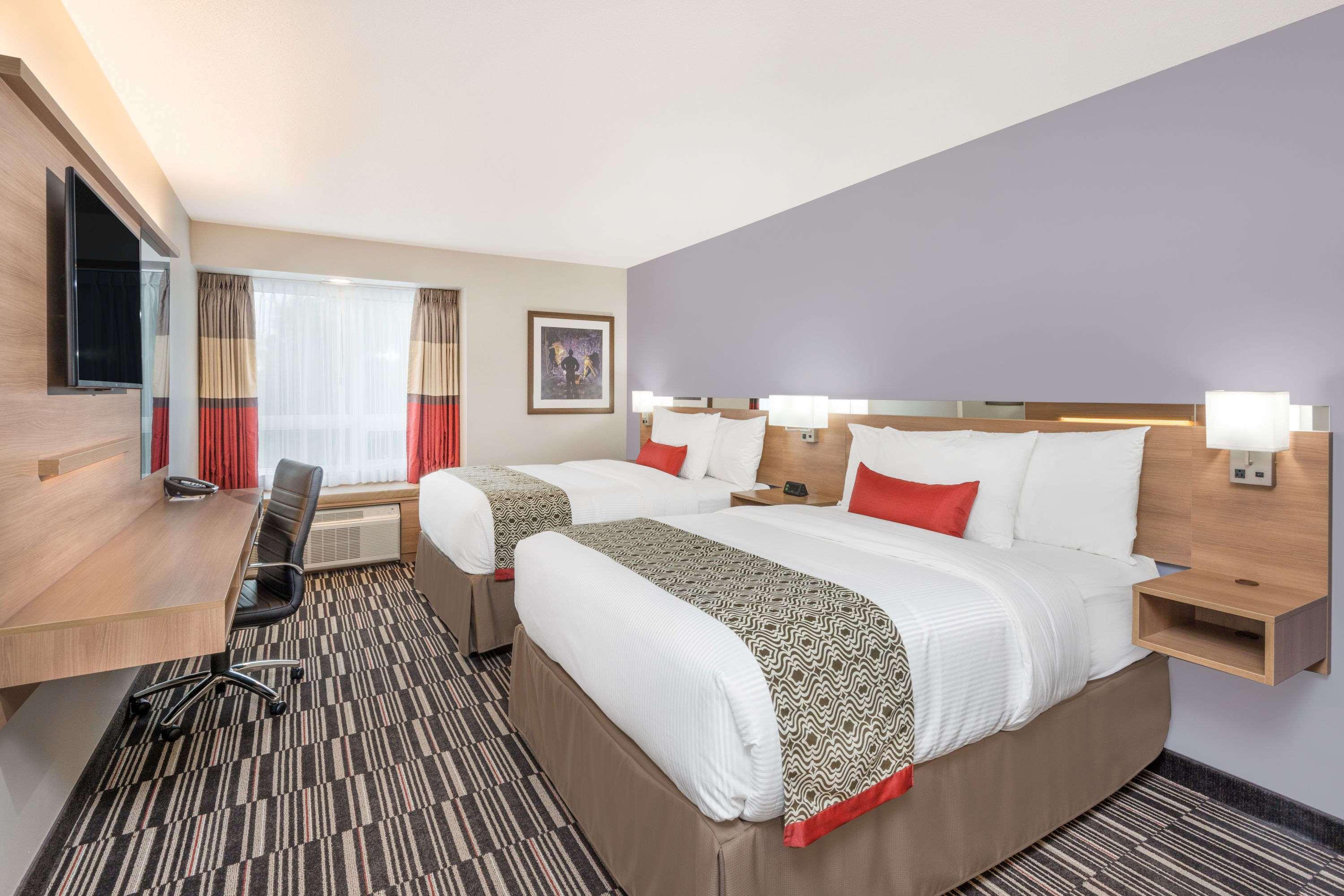 Microtel Inn & Suites by Wyndham Sudbury — photo 4
