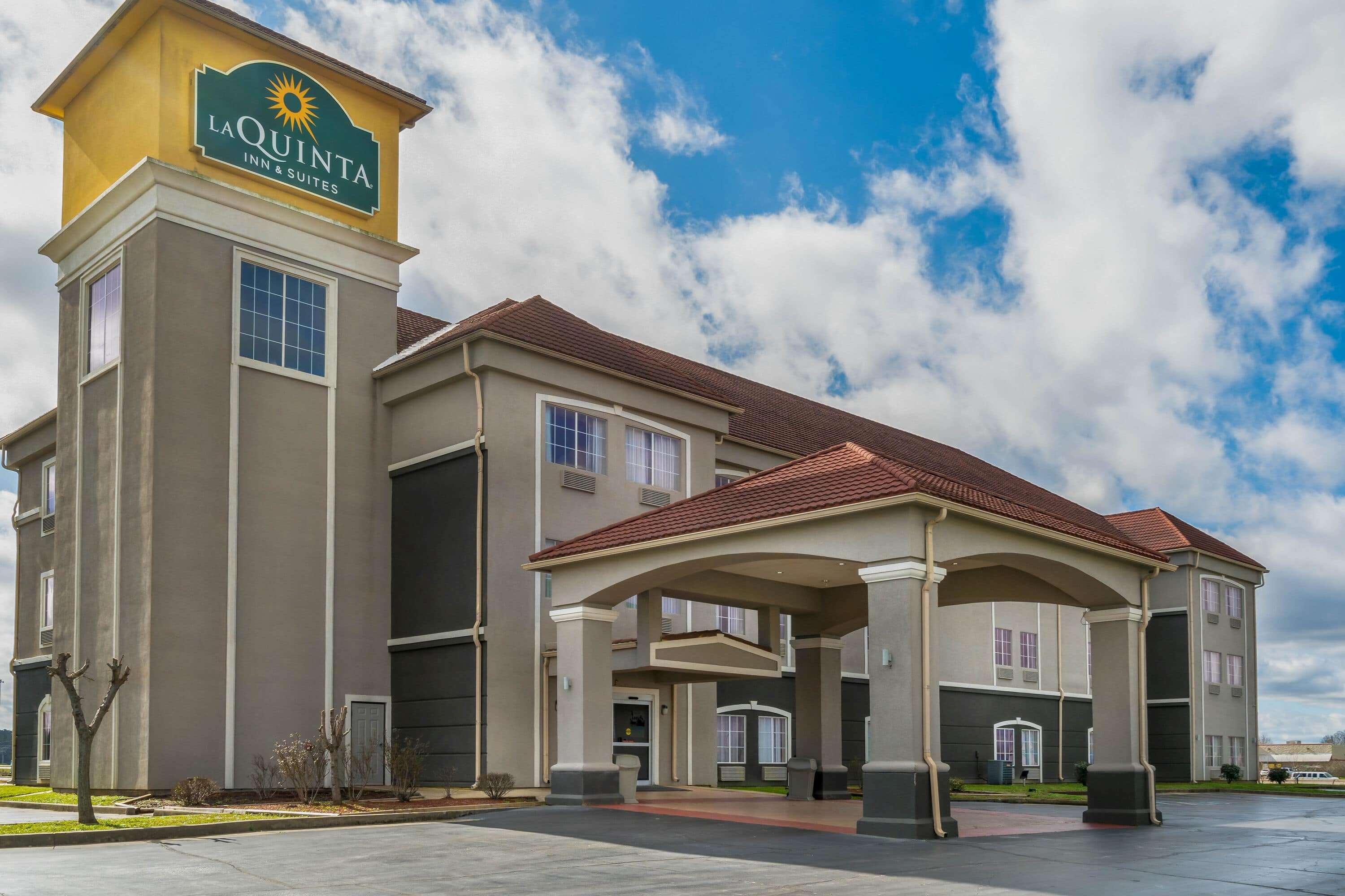 La Quinta Inn & Suites Canton — photo 4