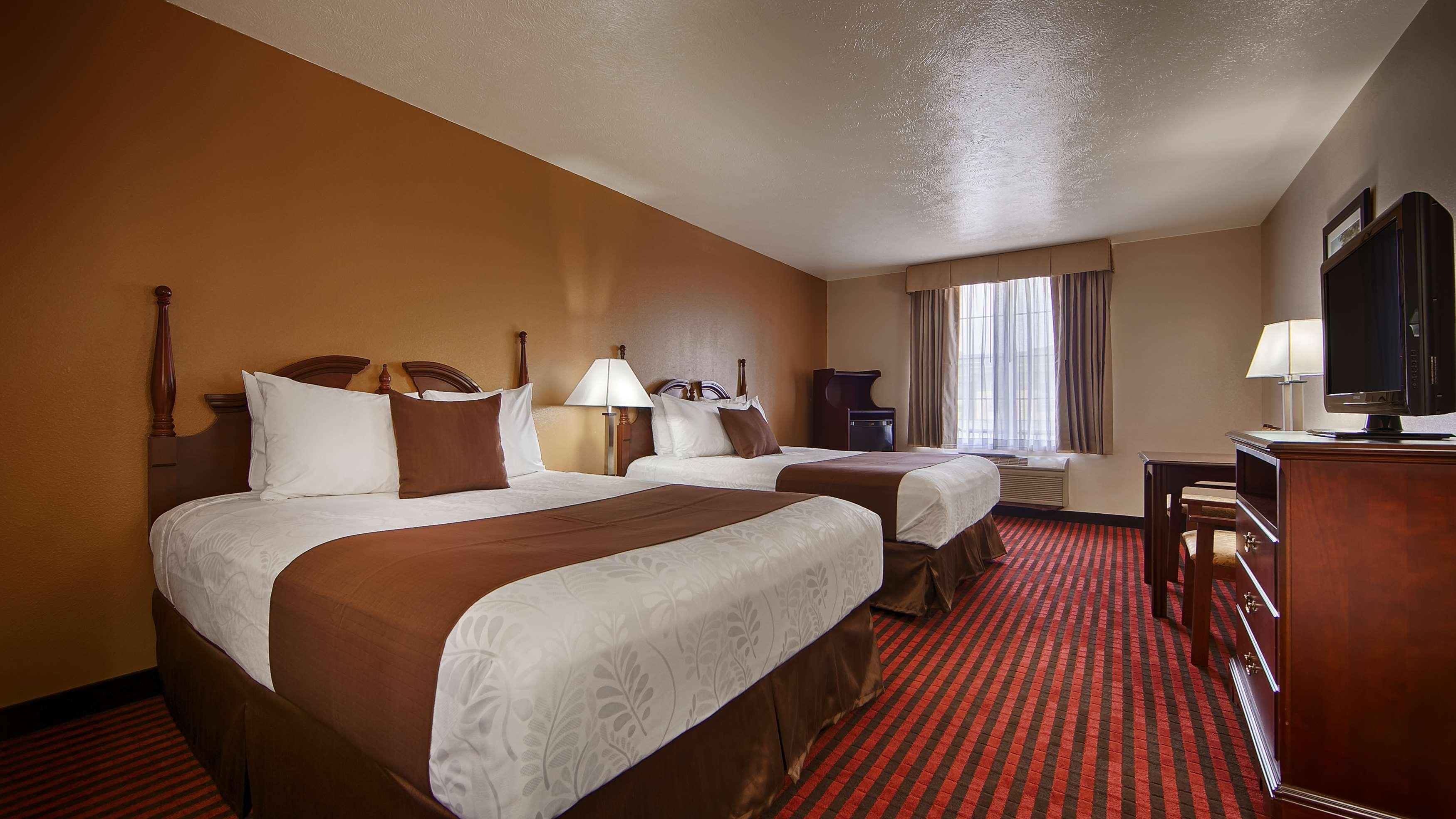 Best Western Plus Salinas Valley Inn & Suites — photo 4