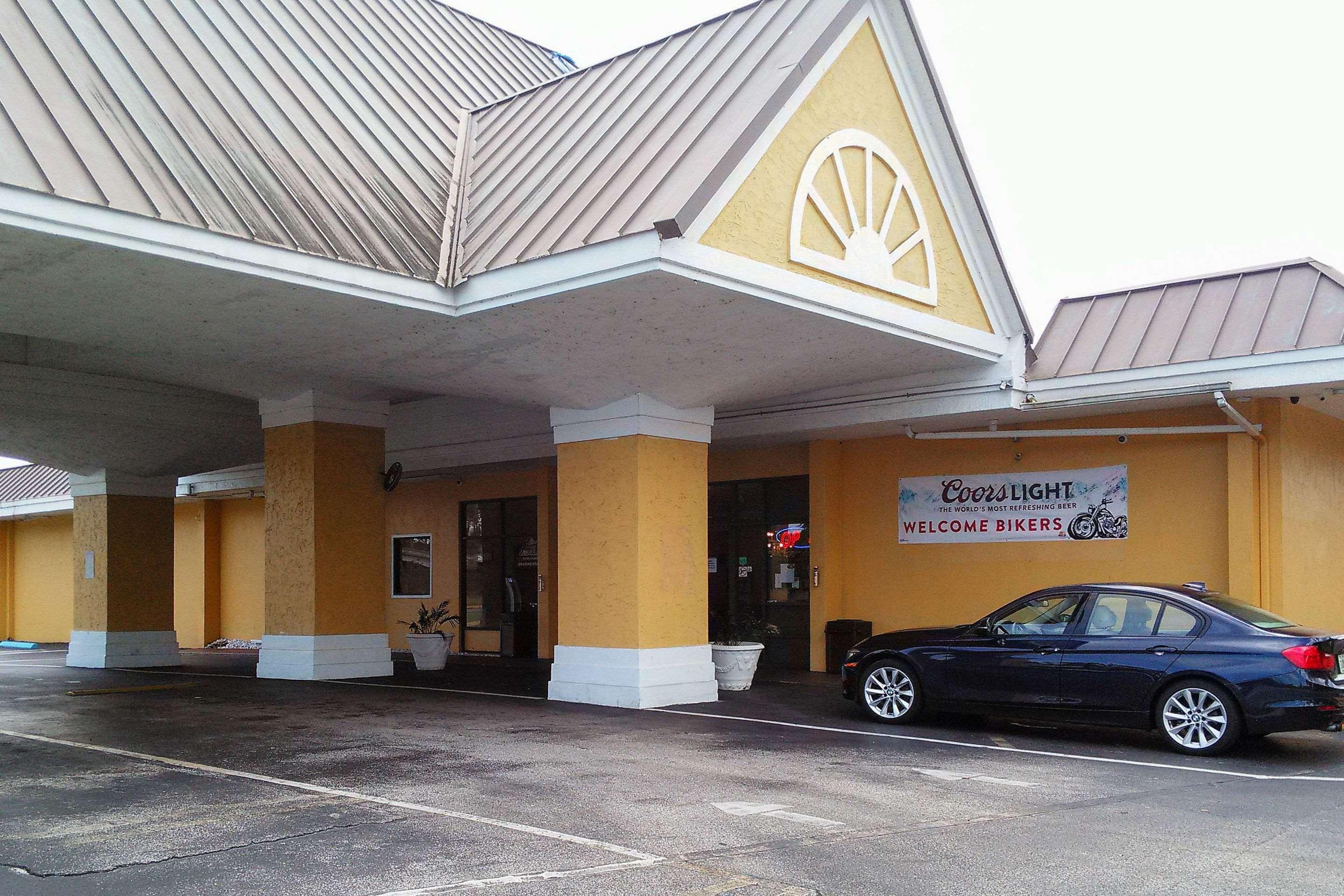 Econo Lodge — photo 4