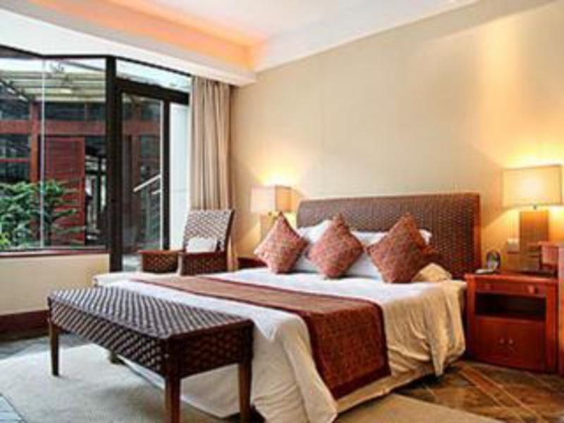 88 Eiling Park Hotel — photo 3