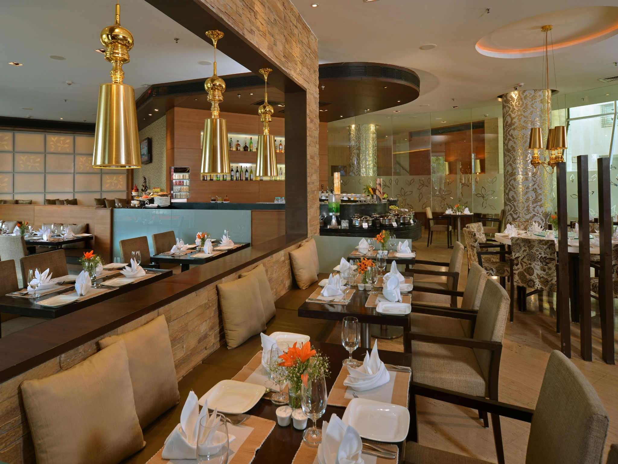 Majestic Court Sarovar Portico — photo 5