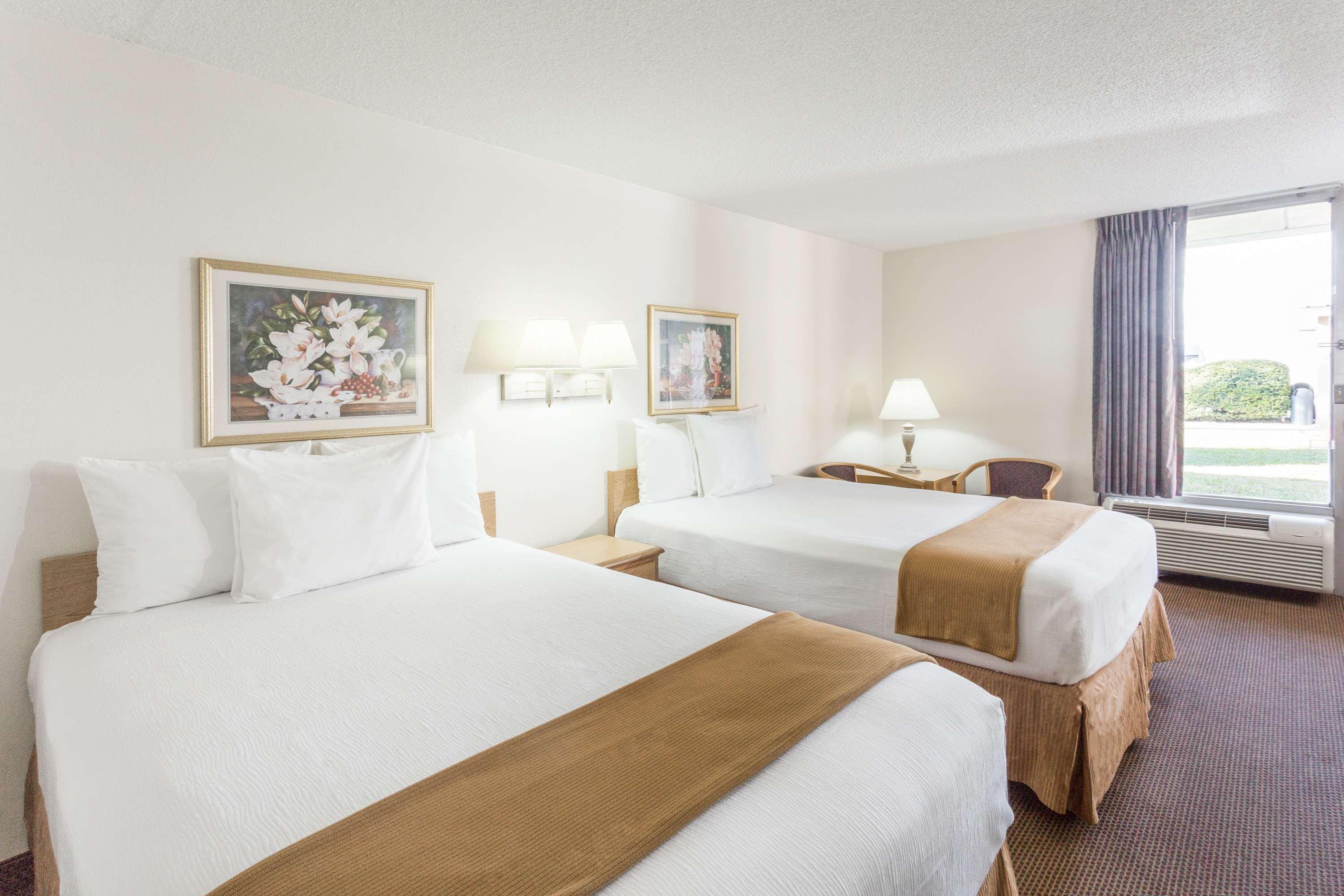 Days Inn Adel-South Georgia-Motorsports Park — photo 5