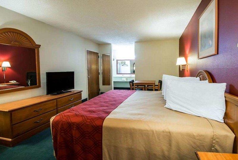 Travelodge by Wyndham Alachua — photo 5