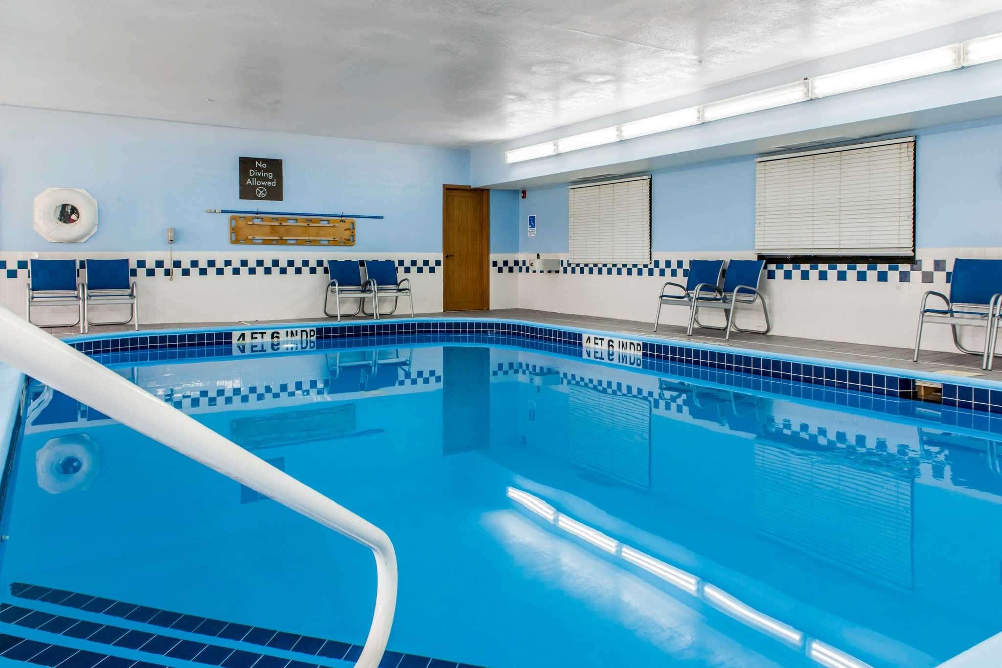 Comfort Inn Blue Ash North — photo 3