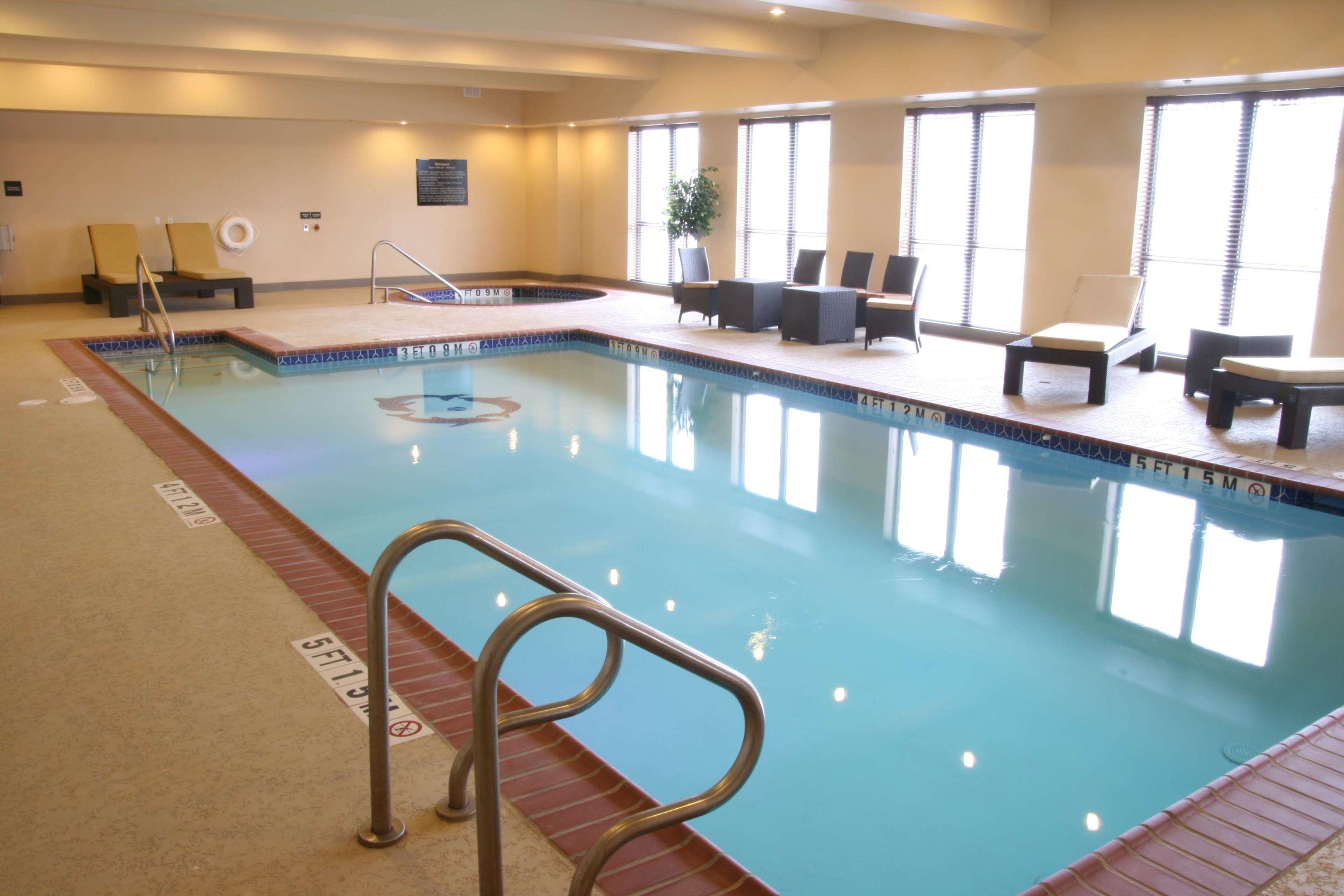 Hampton Inn & Suites Bastrop — photo 4