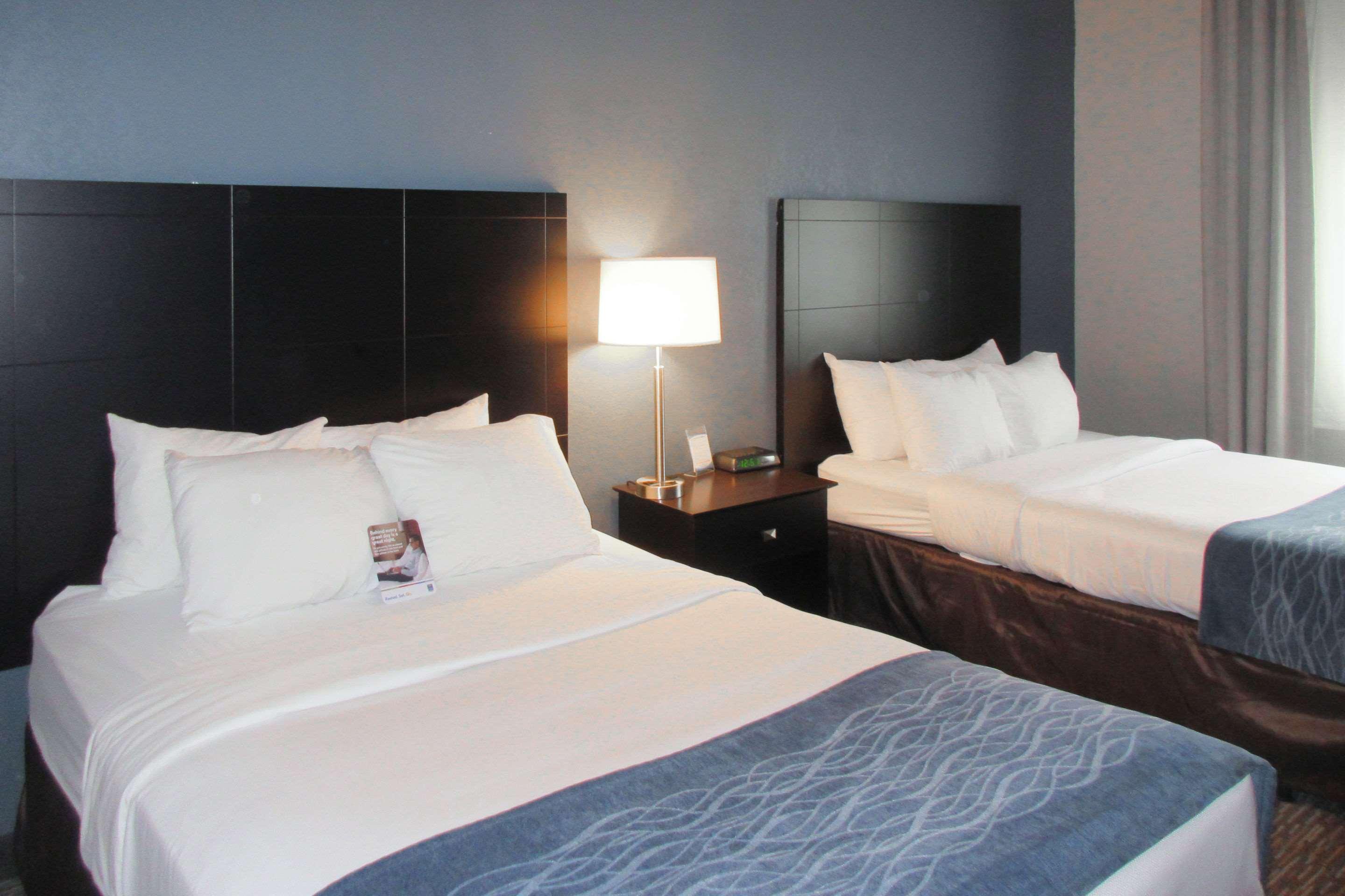 Comfort Inn Hotel Port Huron — photo 5