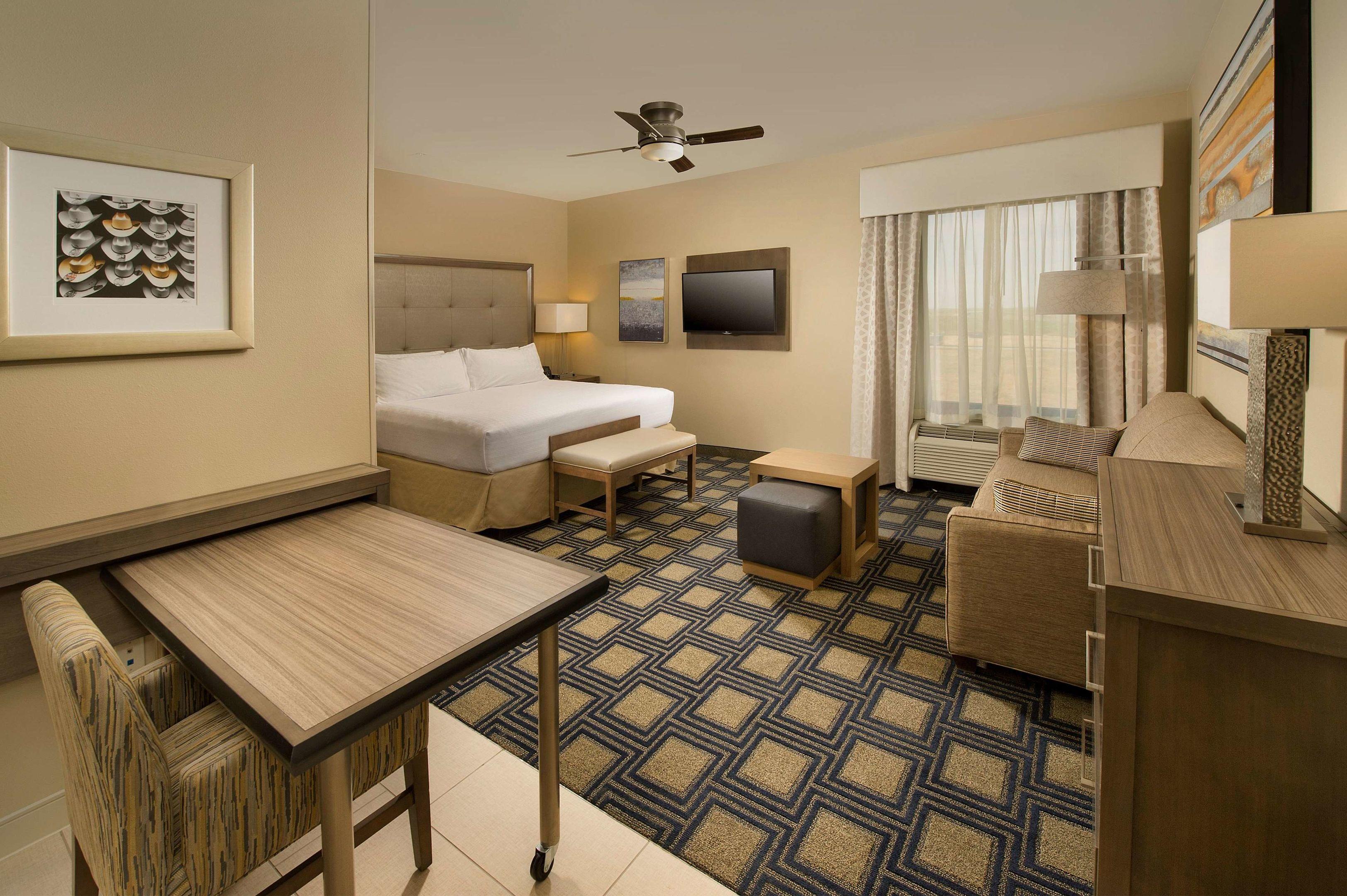 Homewood Suites by Hilton Midland — photo 5