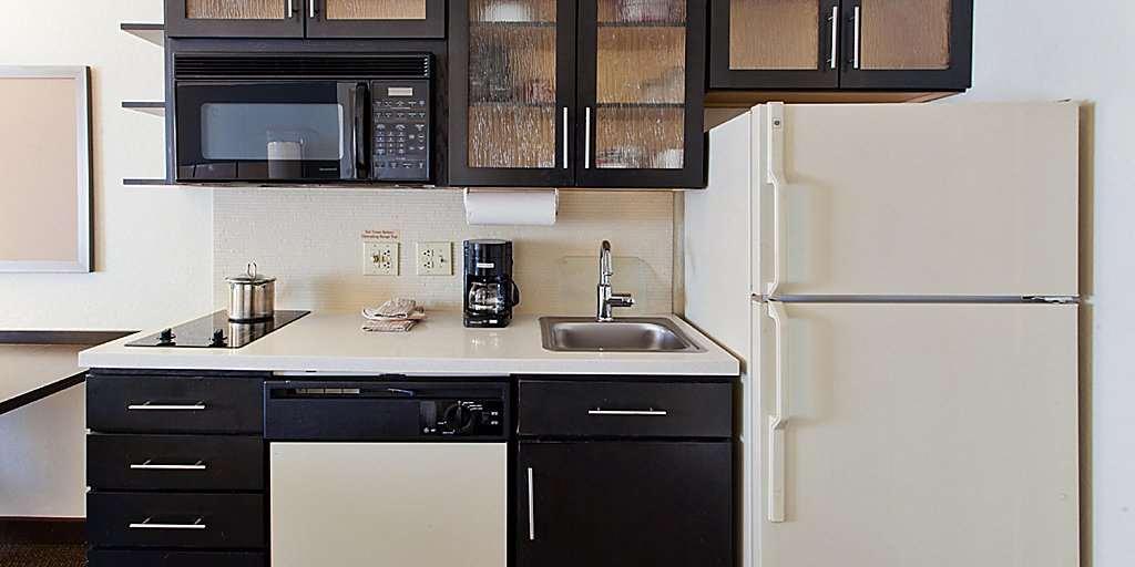 Sonesta Simply Suites Des Moines — photo 5