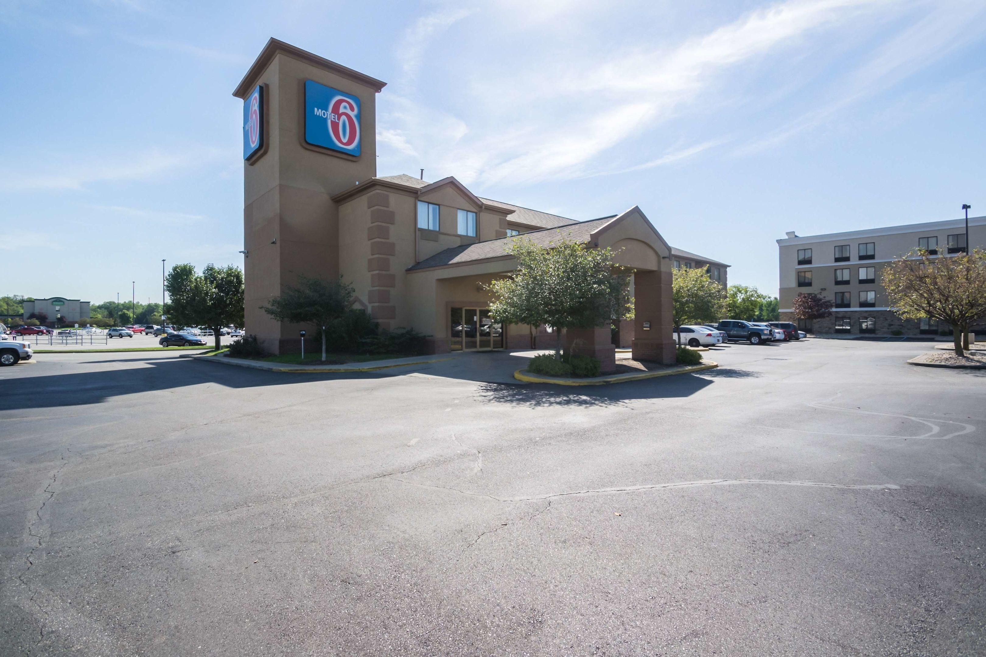 Motel 6 Indianapolis Airport — photo 5