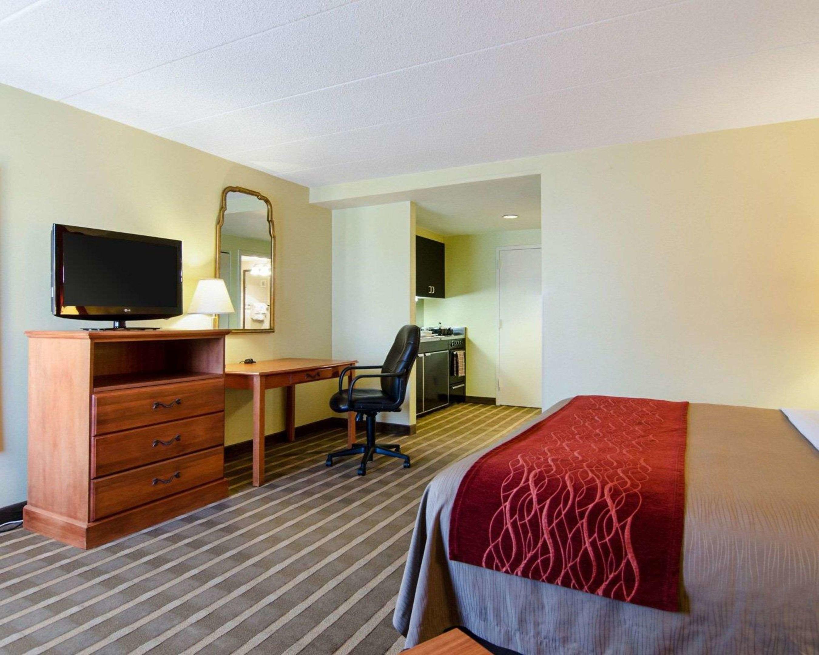 Comfort Inn University Center — photo 5