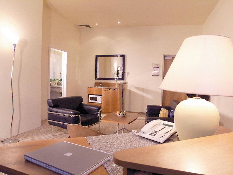 HiLight Suites Hotel — photo 4