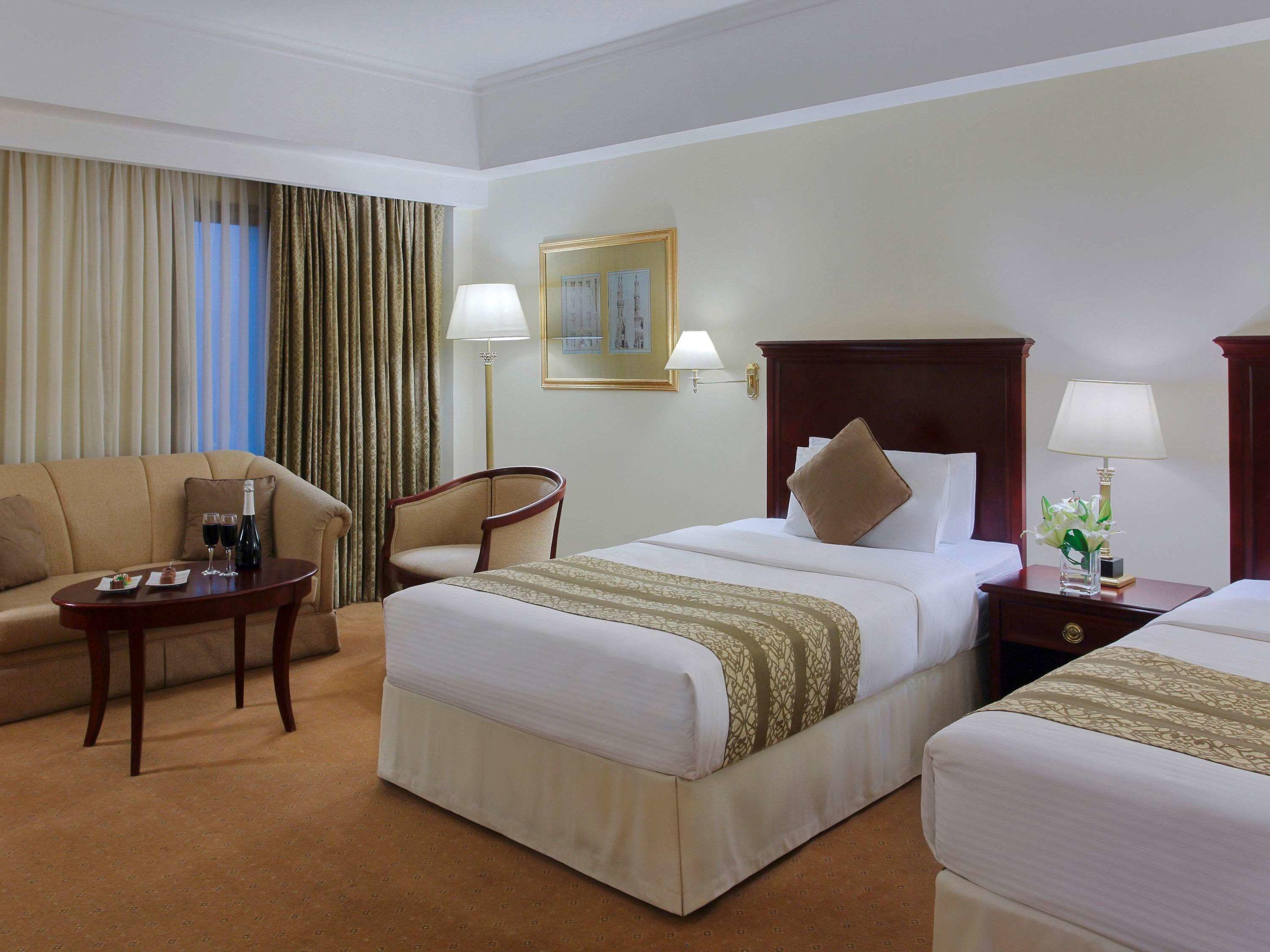 Madinah Mövenpick Hotel — photo 4