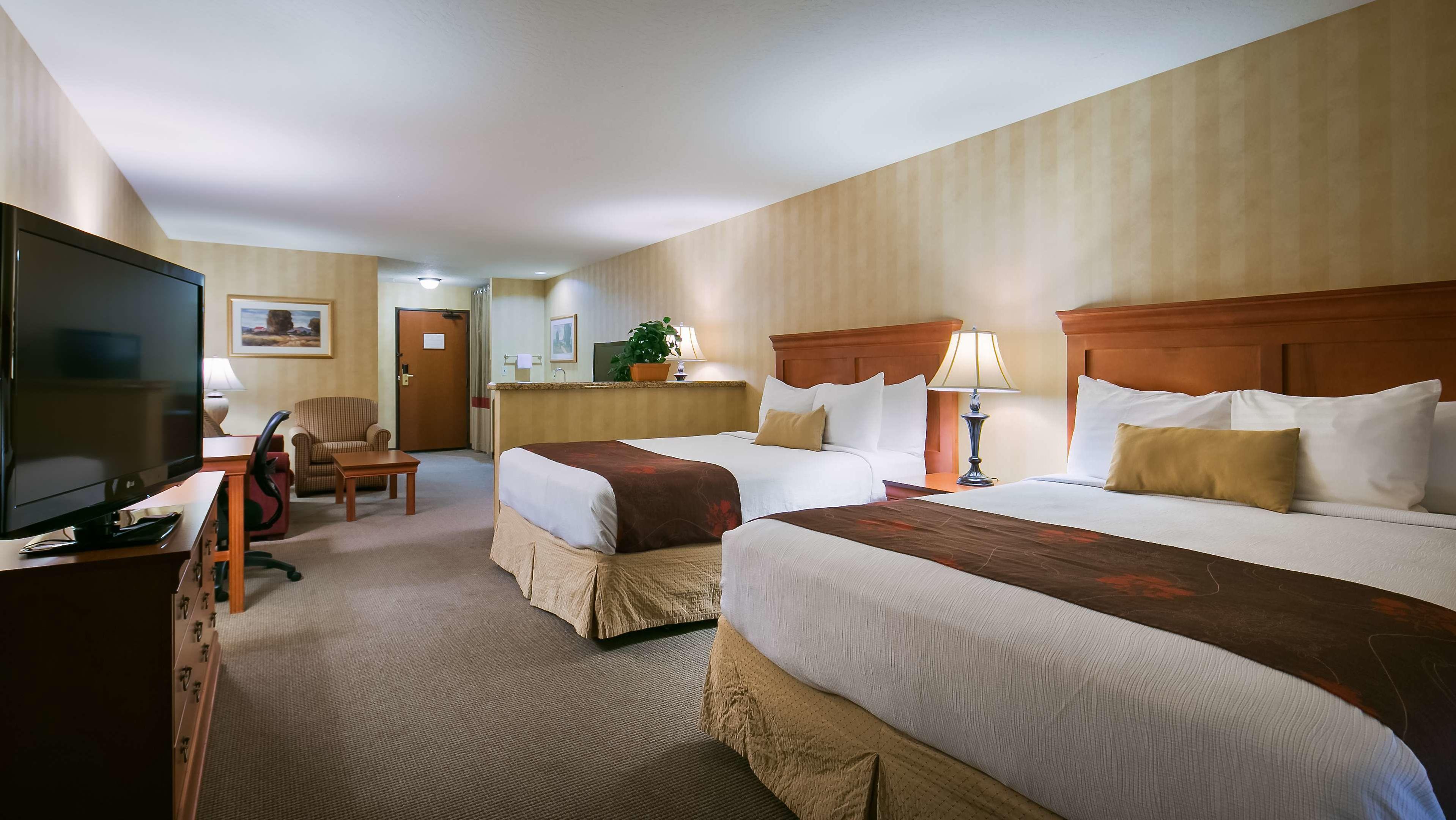 Best Western Premier Pasco Inn & Suites — photo 5