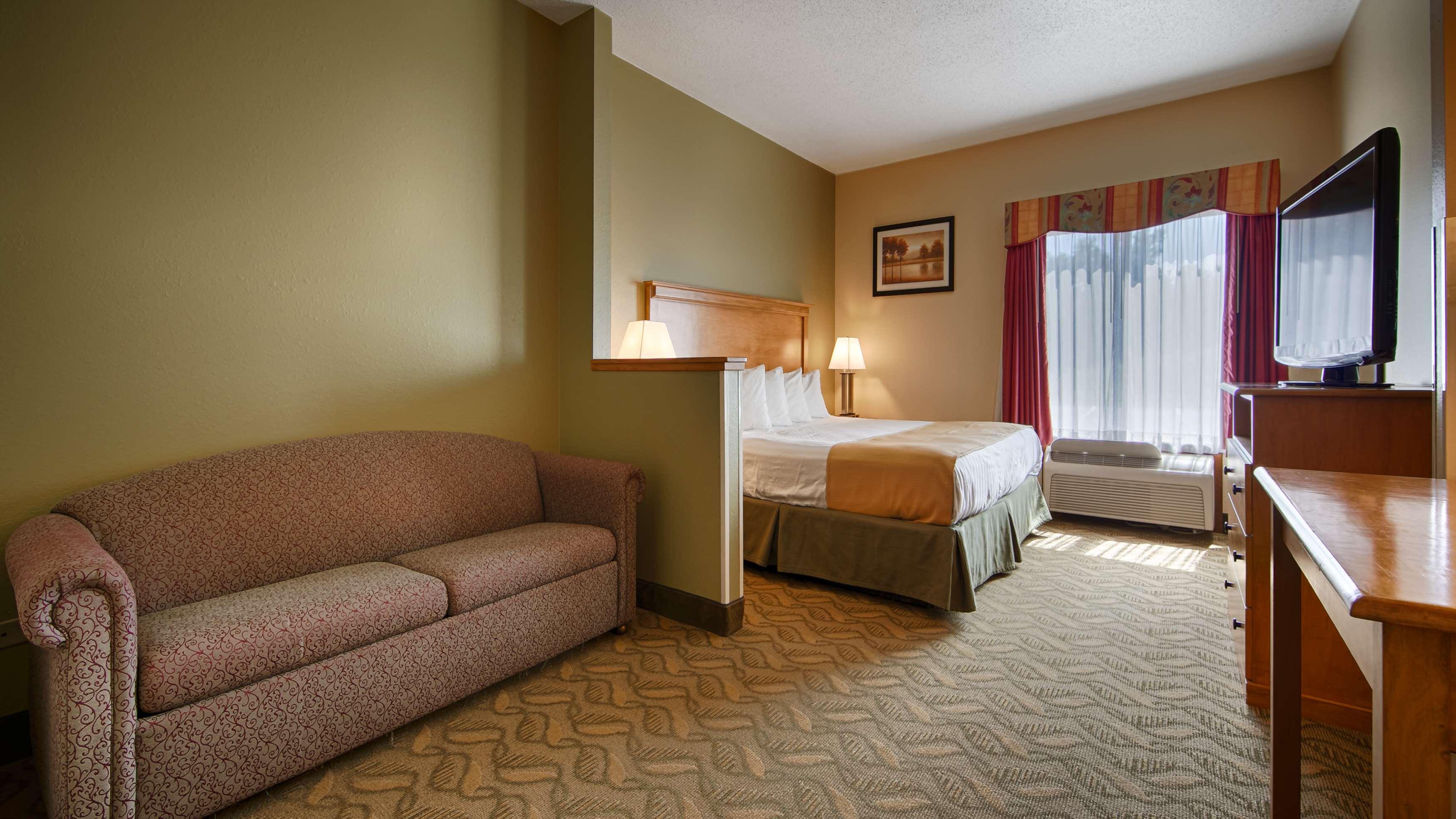 Best Western Crossroads Inn — photo 5