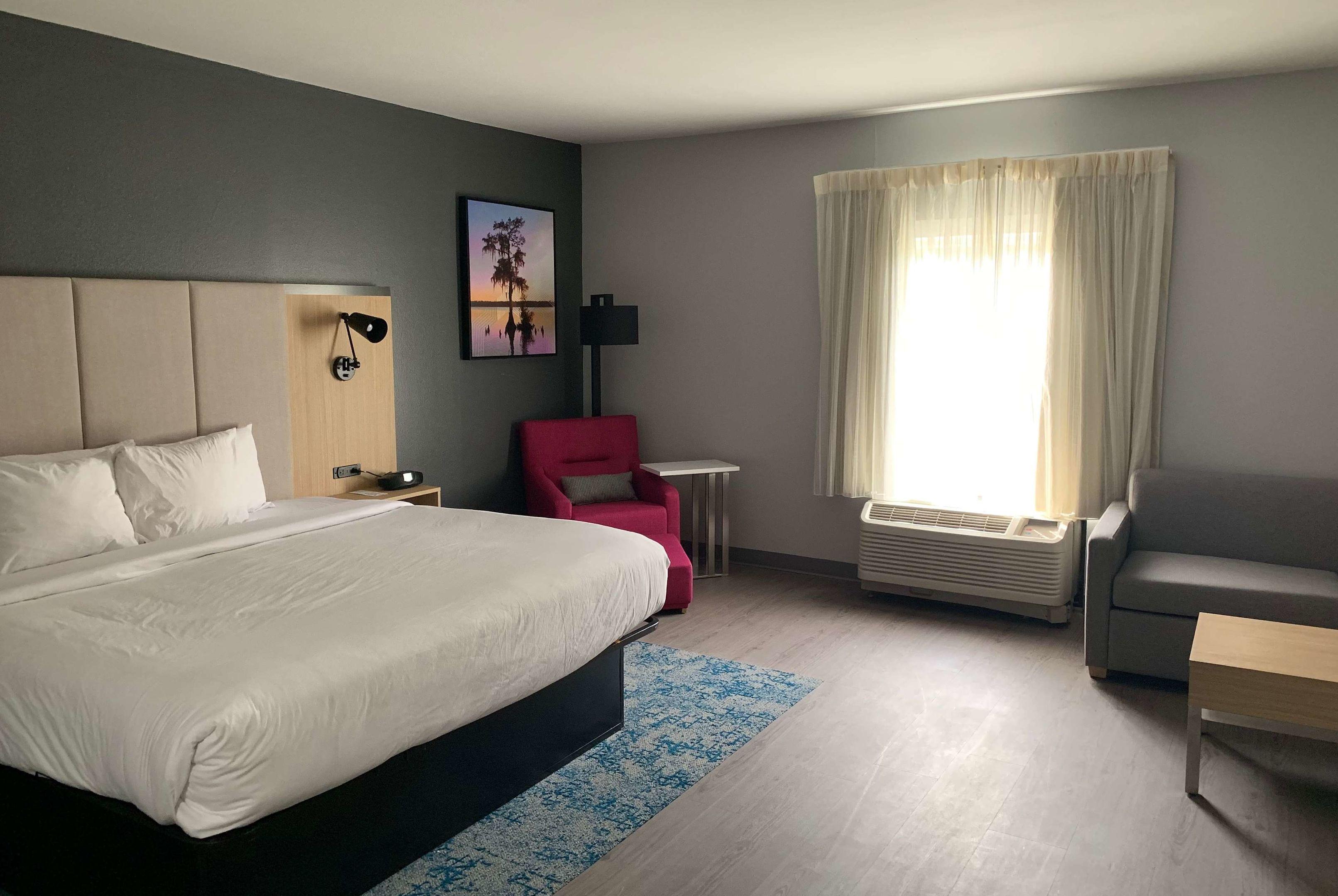 Ramada by Wyndham Selma/Smithfield I-95 — photo 4