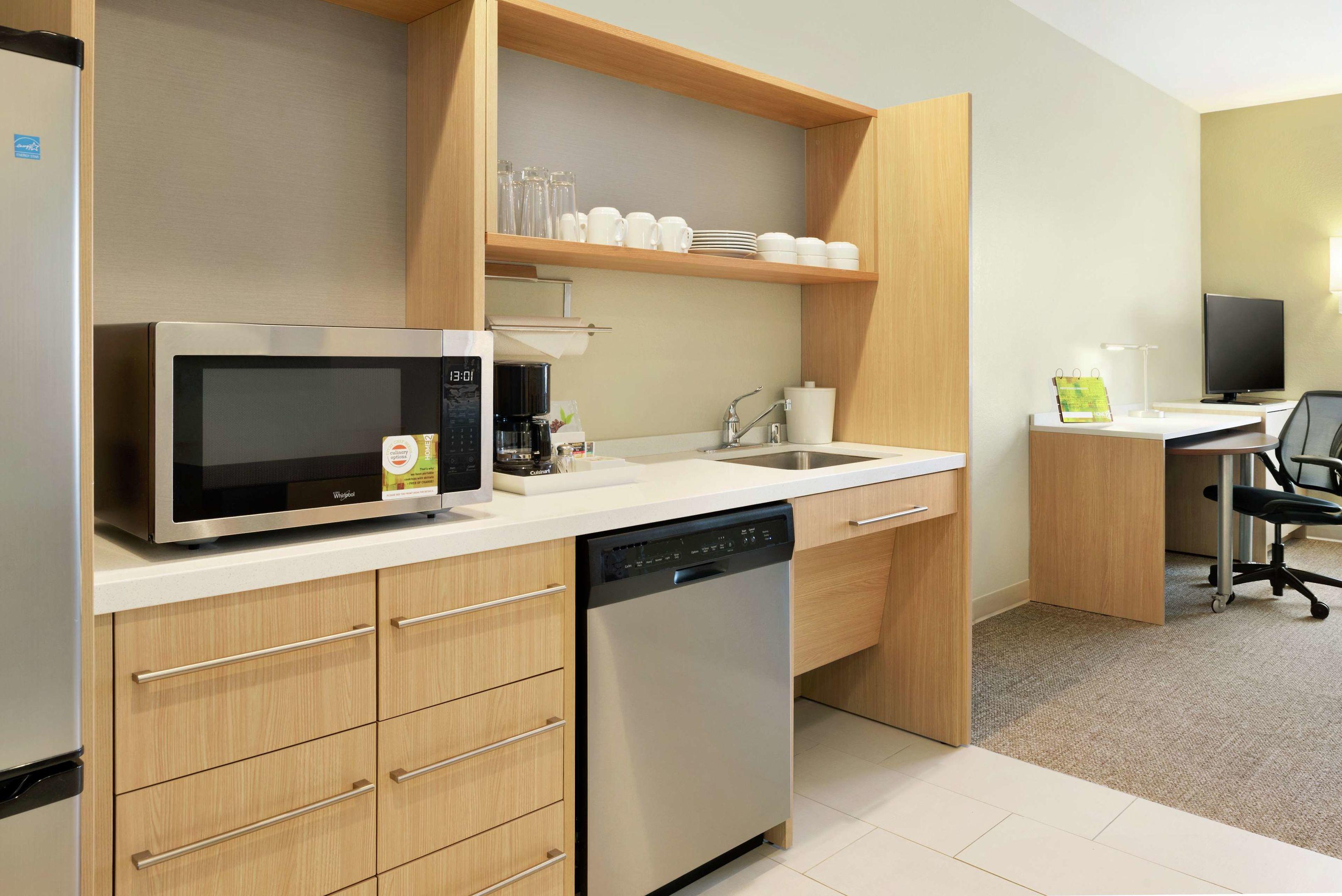 Home2 Suites by Hilton Milwaukee Brookfield — photo 5