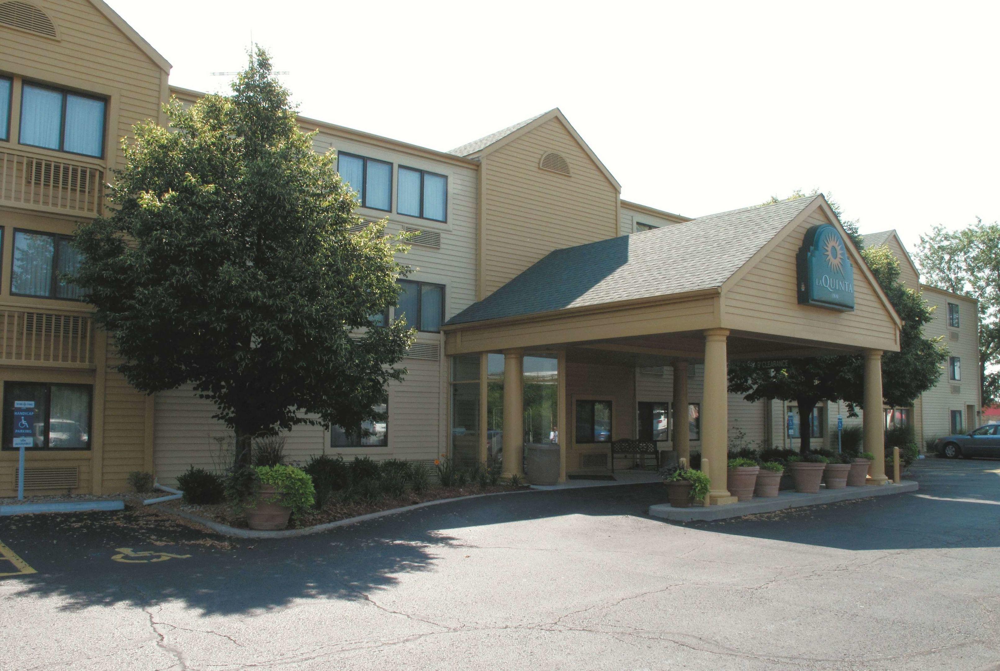 La Quinta Inn by Wyndham Kansas City North — photo 3