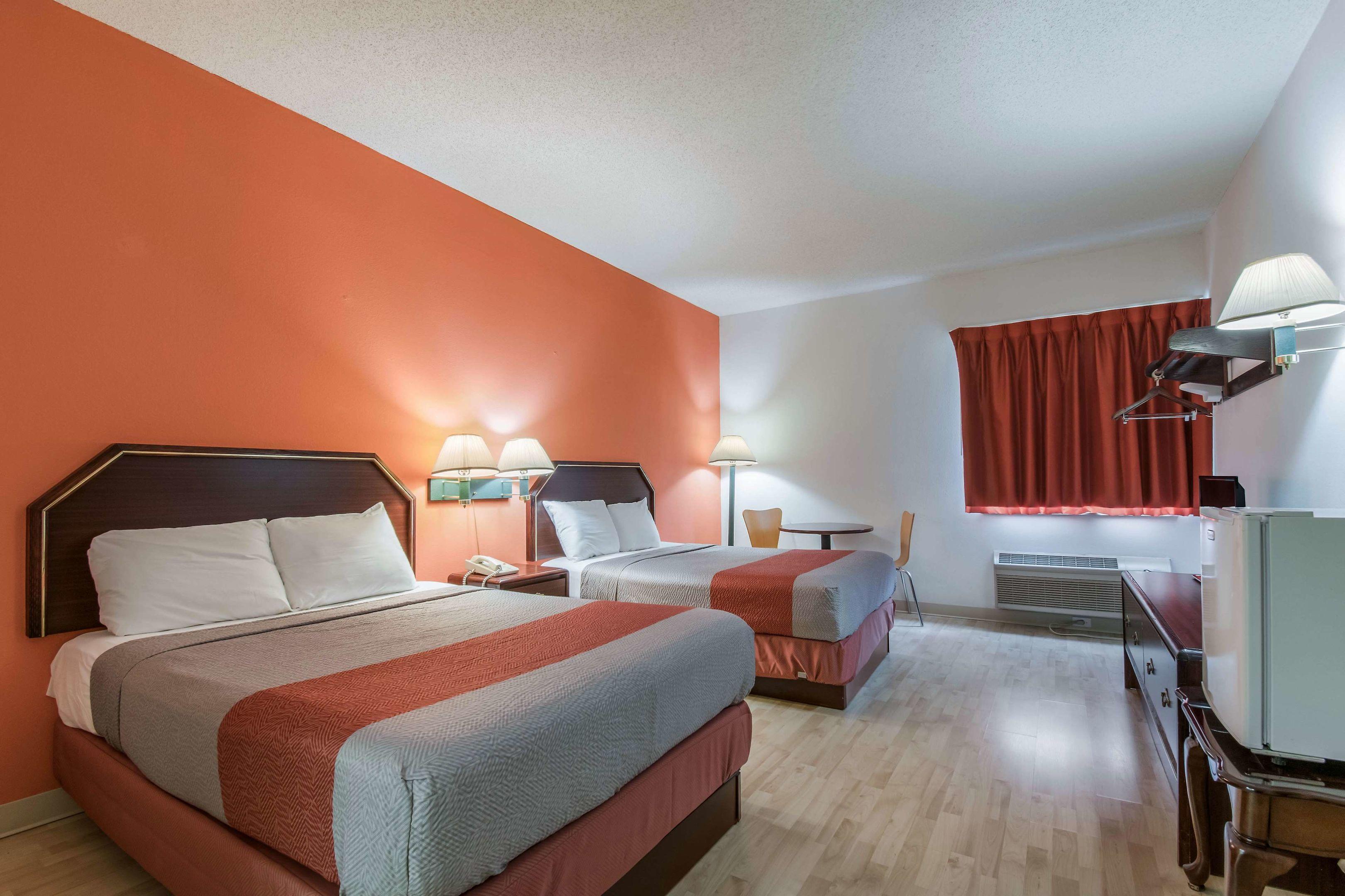 Motel 6 Harrisburg - Hershey North — photo 5