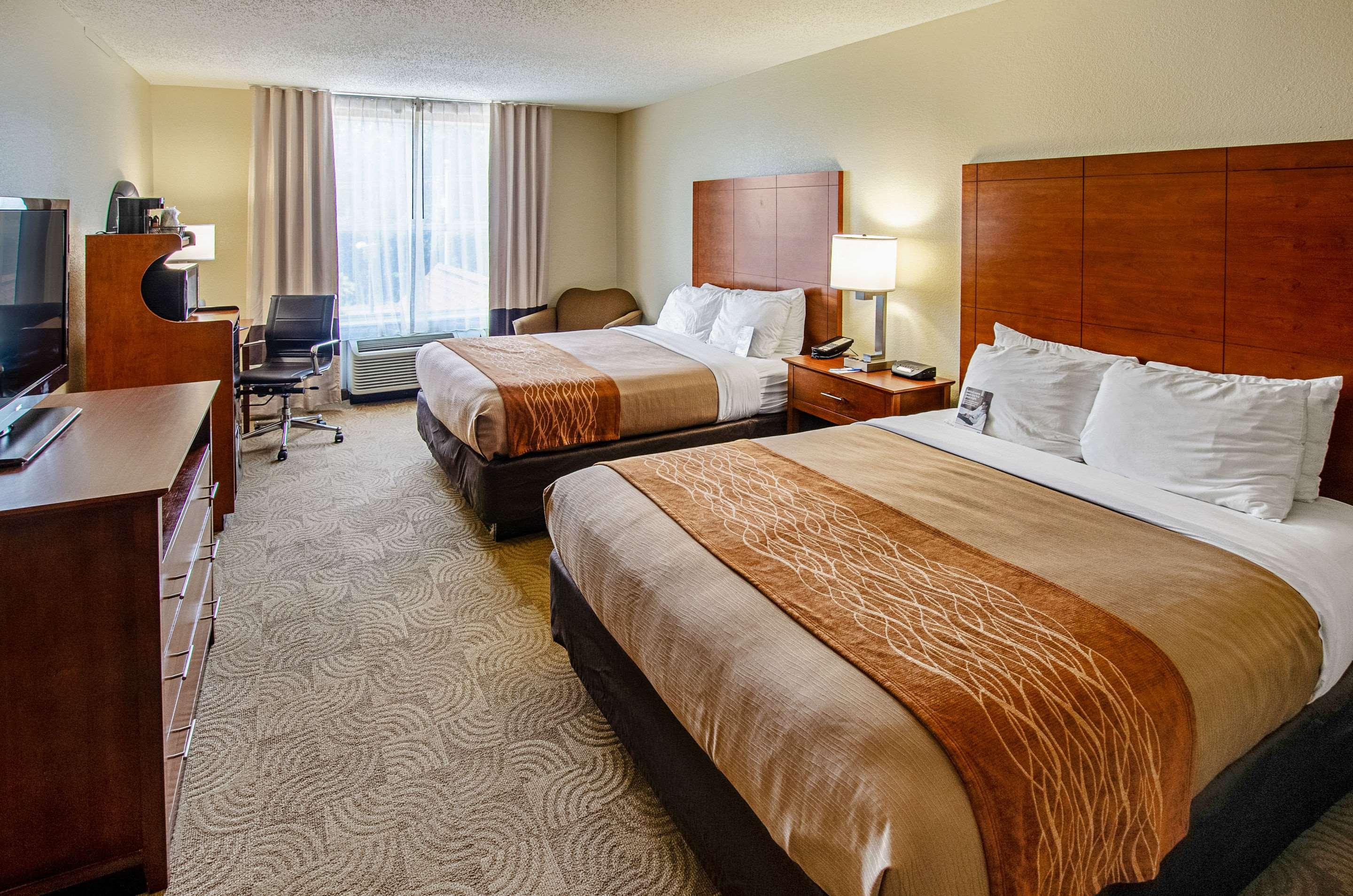 Comfort Inn & Suites Santee — photo 5