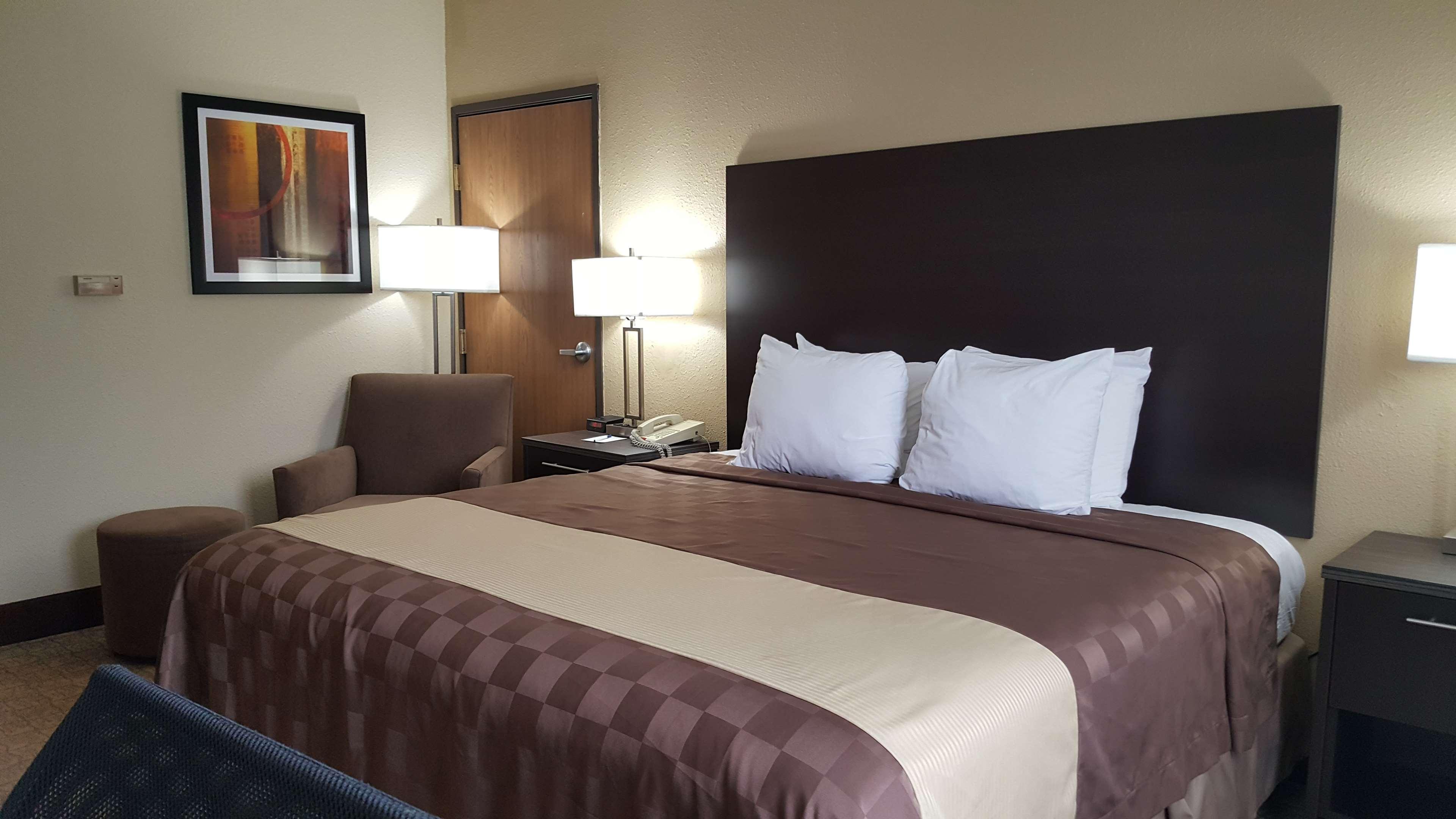 Best Western Teal Lake Inn — photo 4