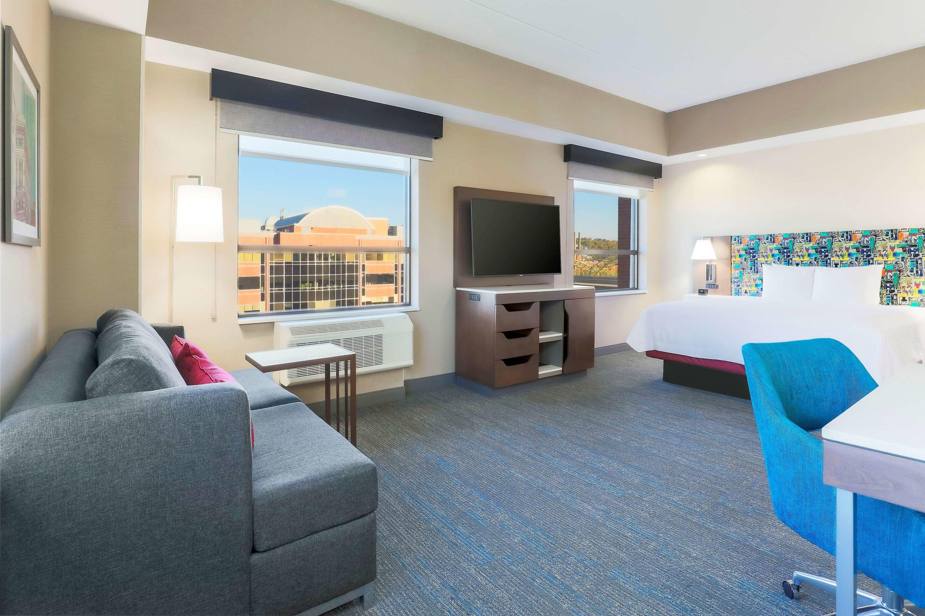 Hampton Inn & Suites Pittsburgh-Downtown — photo 5