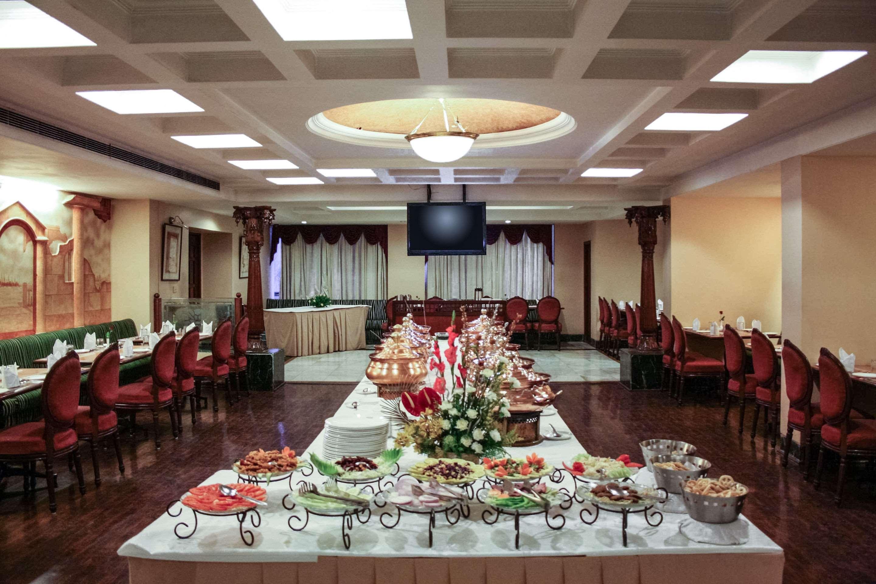 Quality Inn Residency — photo 5