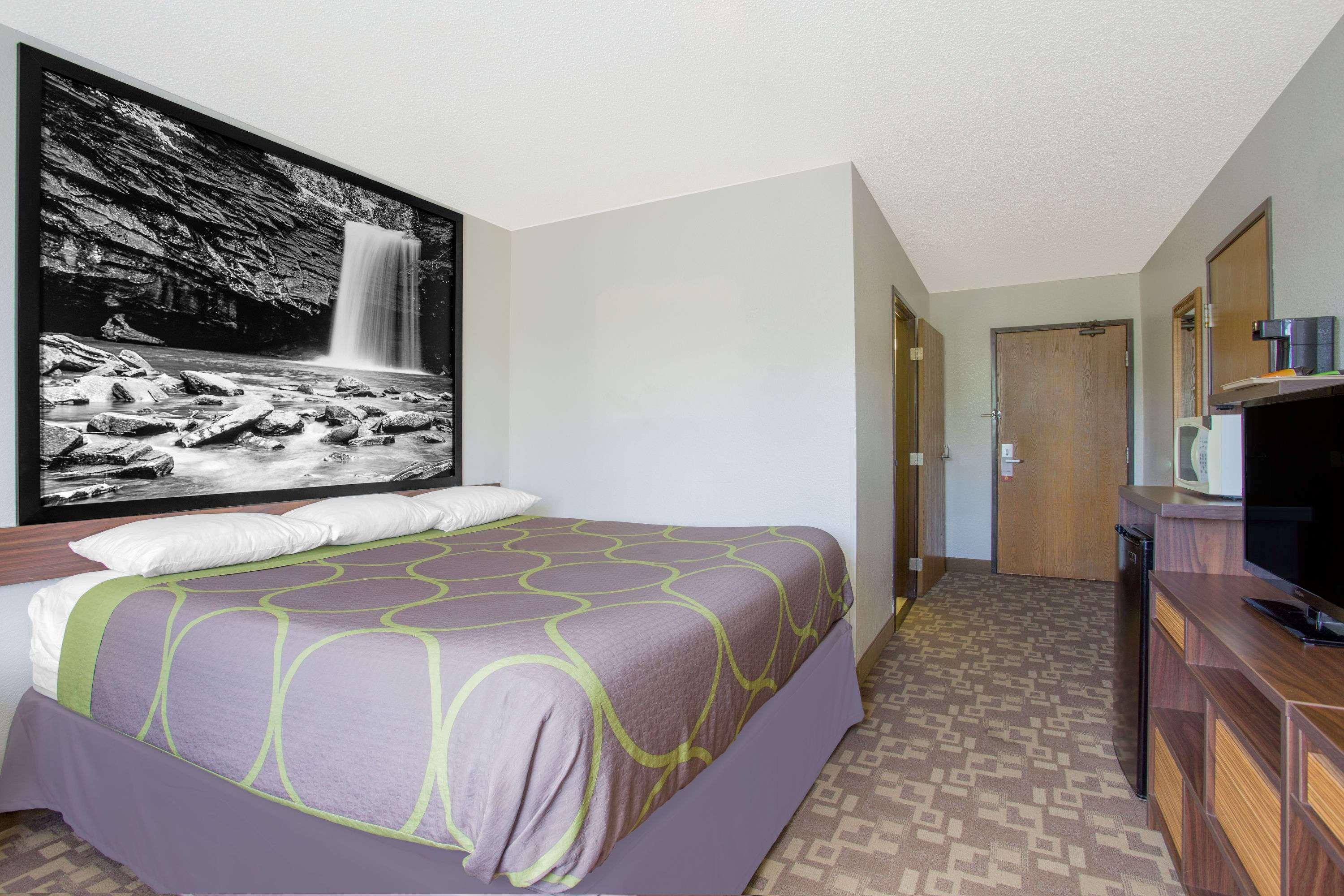 Super 8 by Wyndham Appomattox VA — photo 5