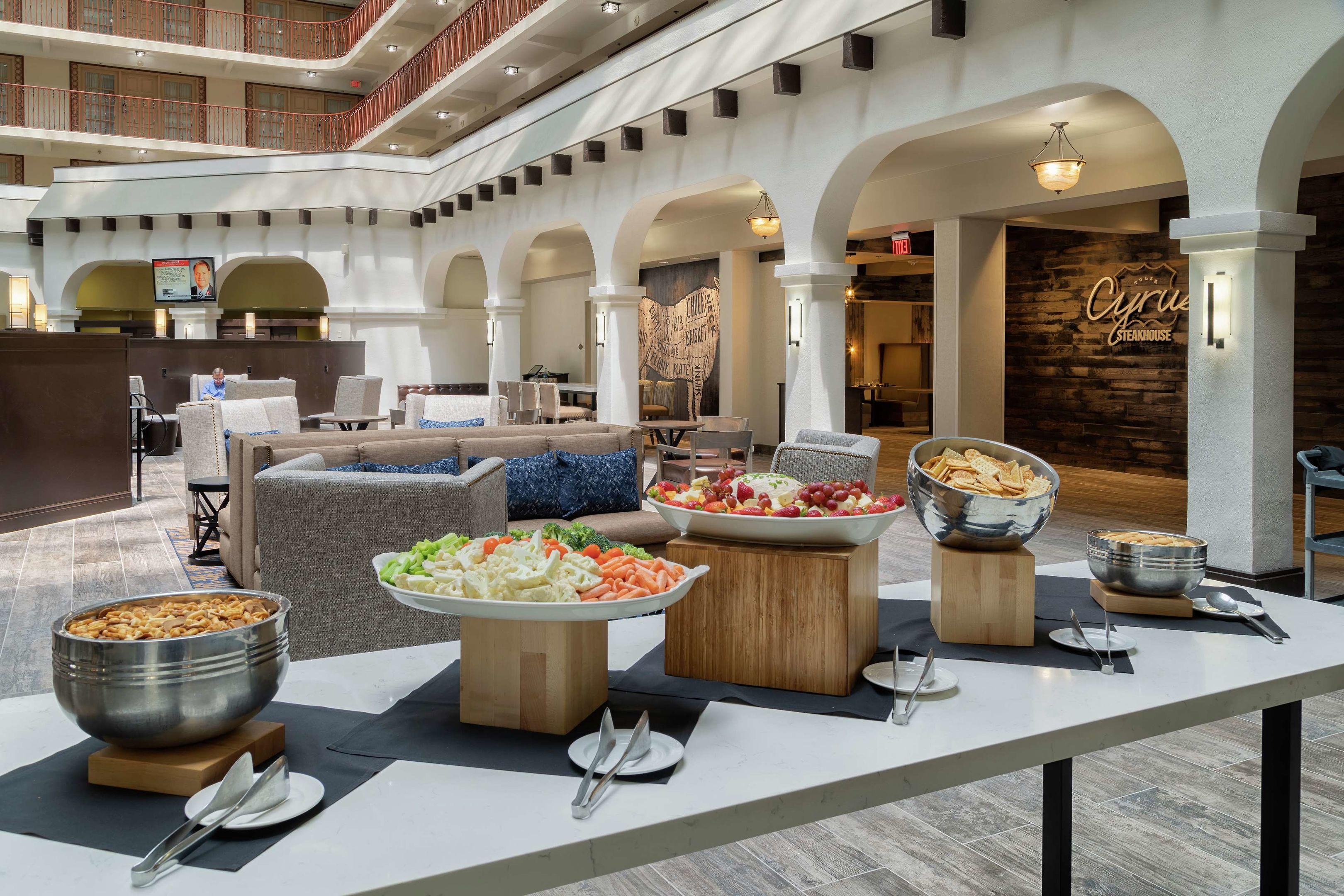Embassy Suites Tulsa I-44 — photo 4