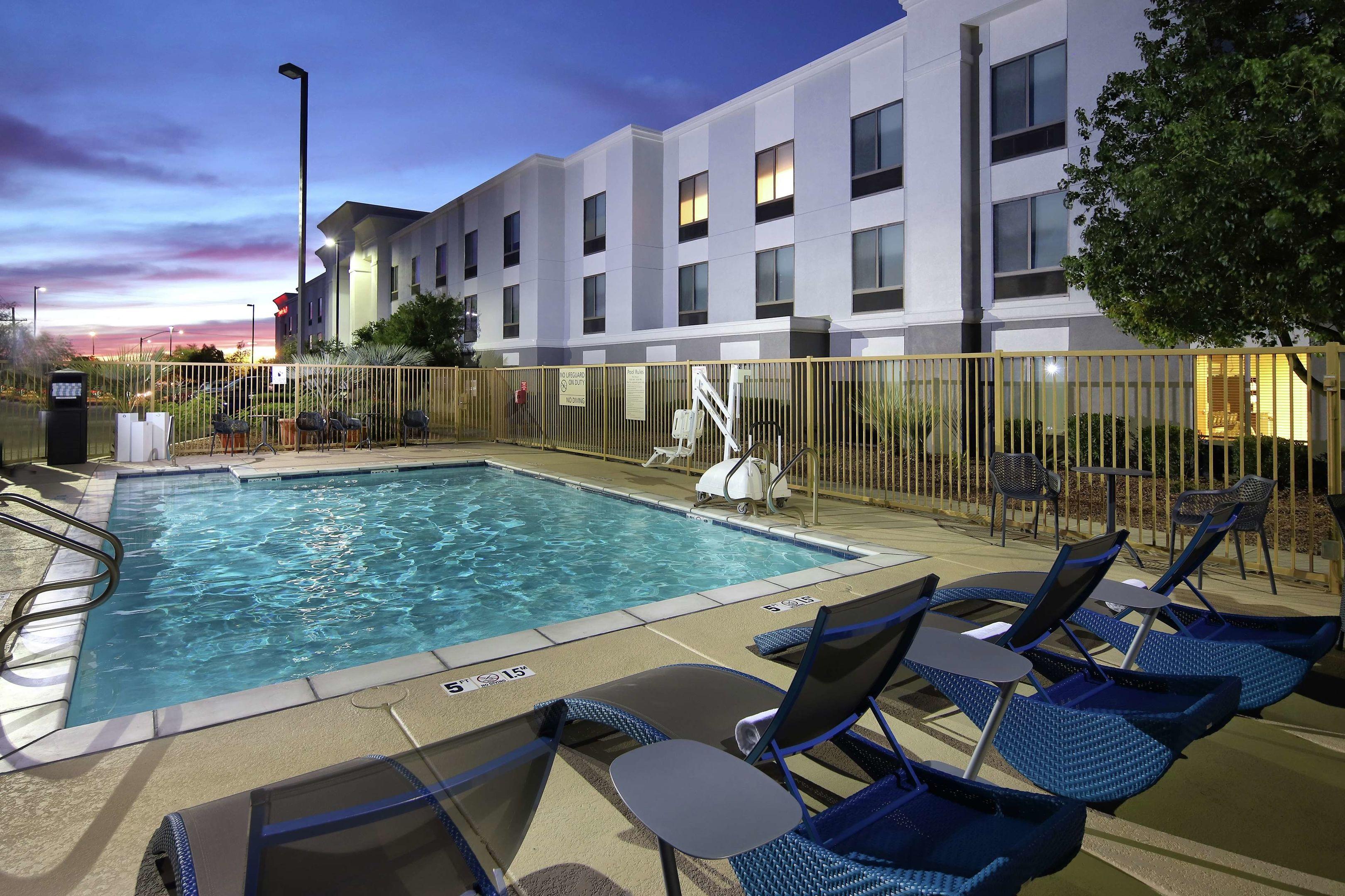Hampton Inn & Suites Tucson East/Williams Center — photo 5