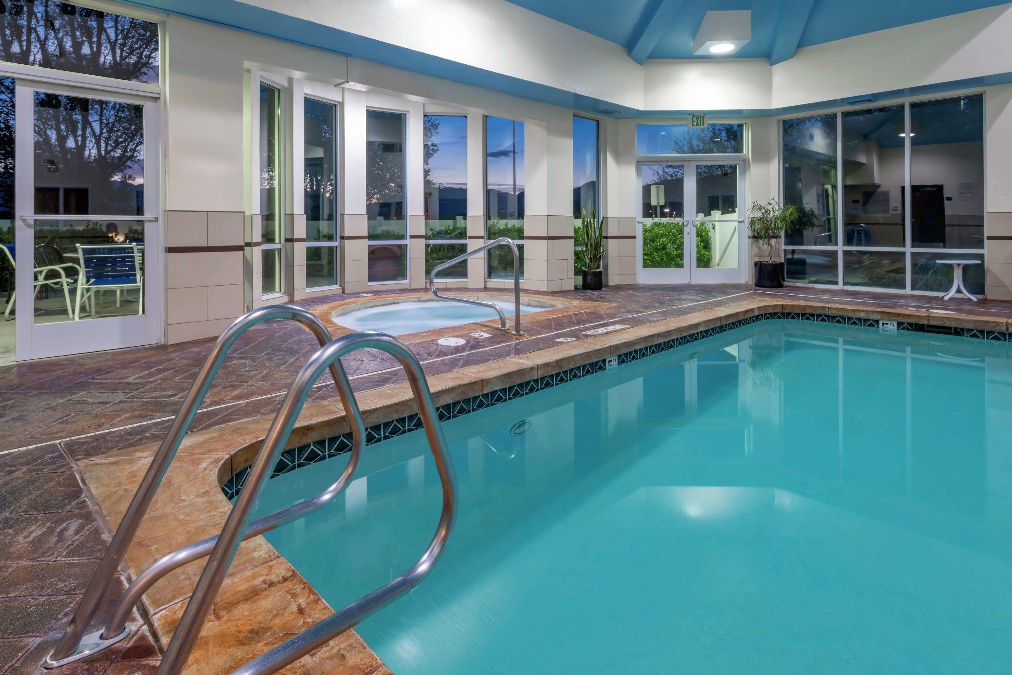 Hampton Inn Salt Lake City Central — photo 3