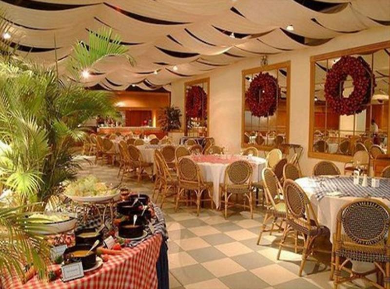 Waterfront Cebu City Hotel & Casino — photo 2