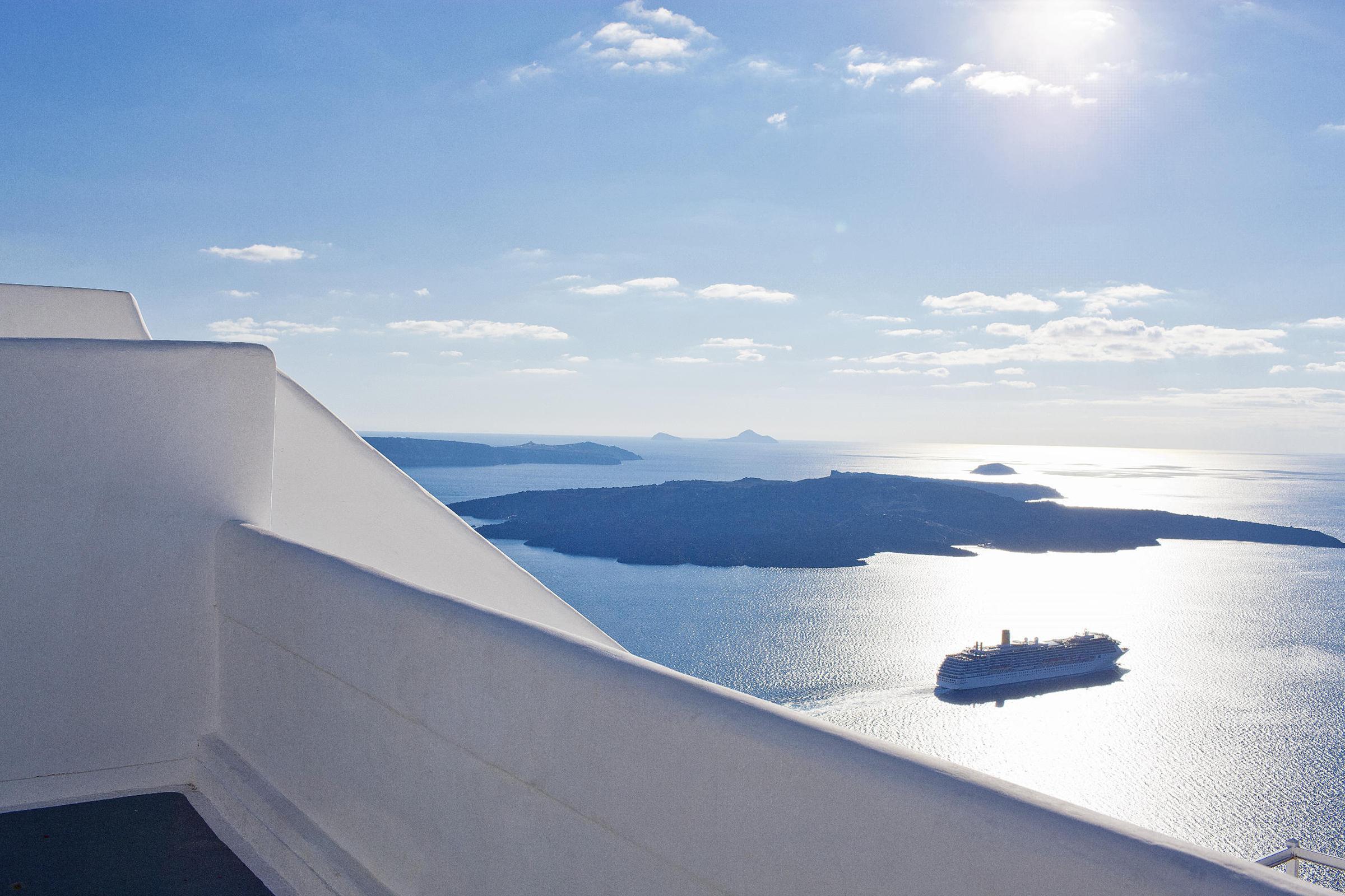Cliff Side Suites — photo 5