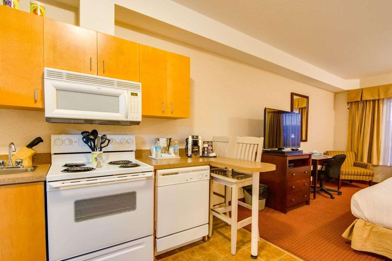 Peavine Inn & Suites — photo 5