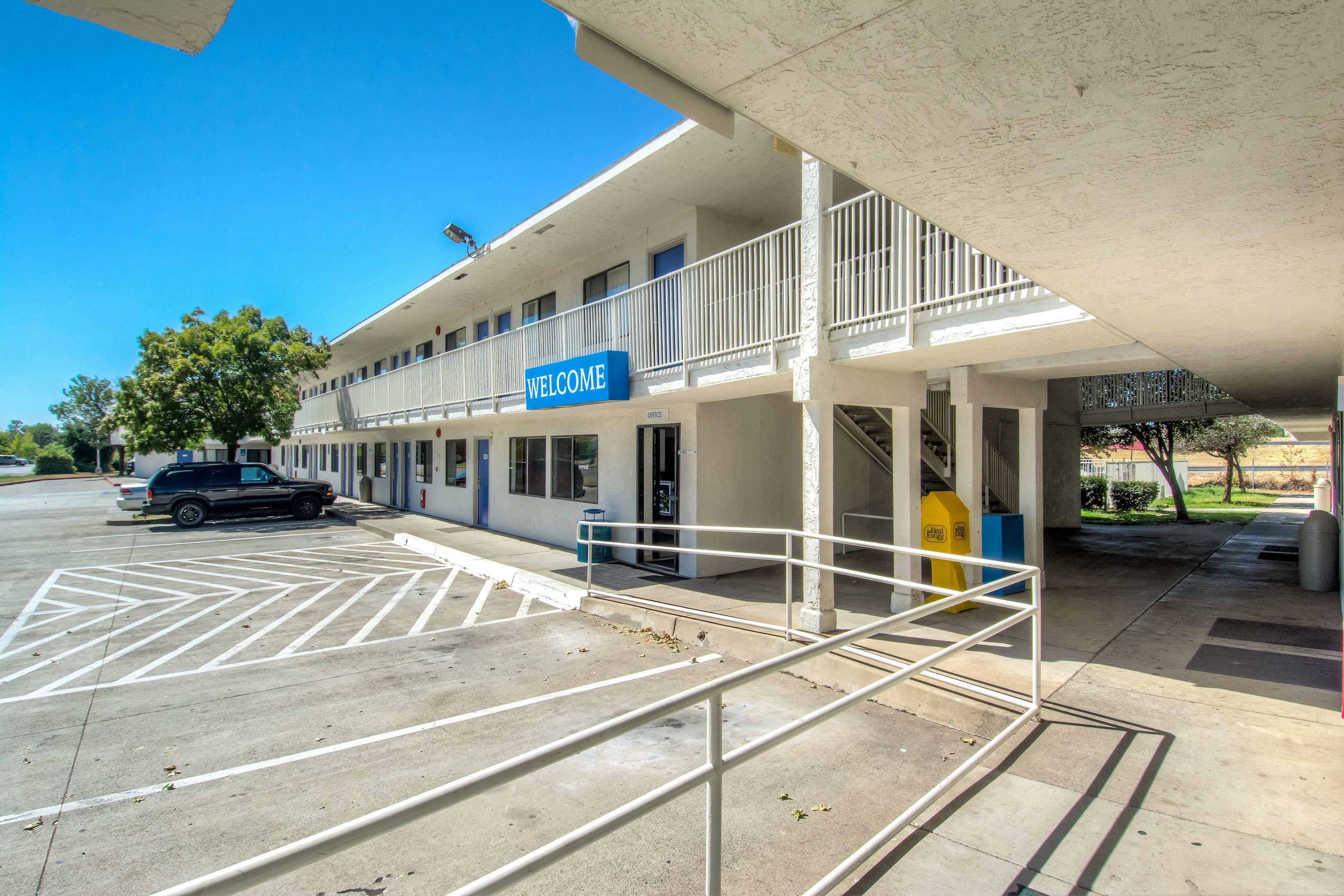 Motel 6 Redding North — photo 5