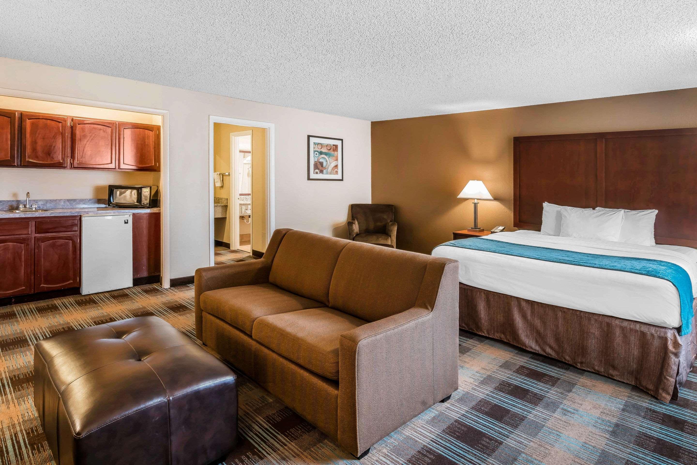 Clarion Inn Tacoma — photo 3