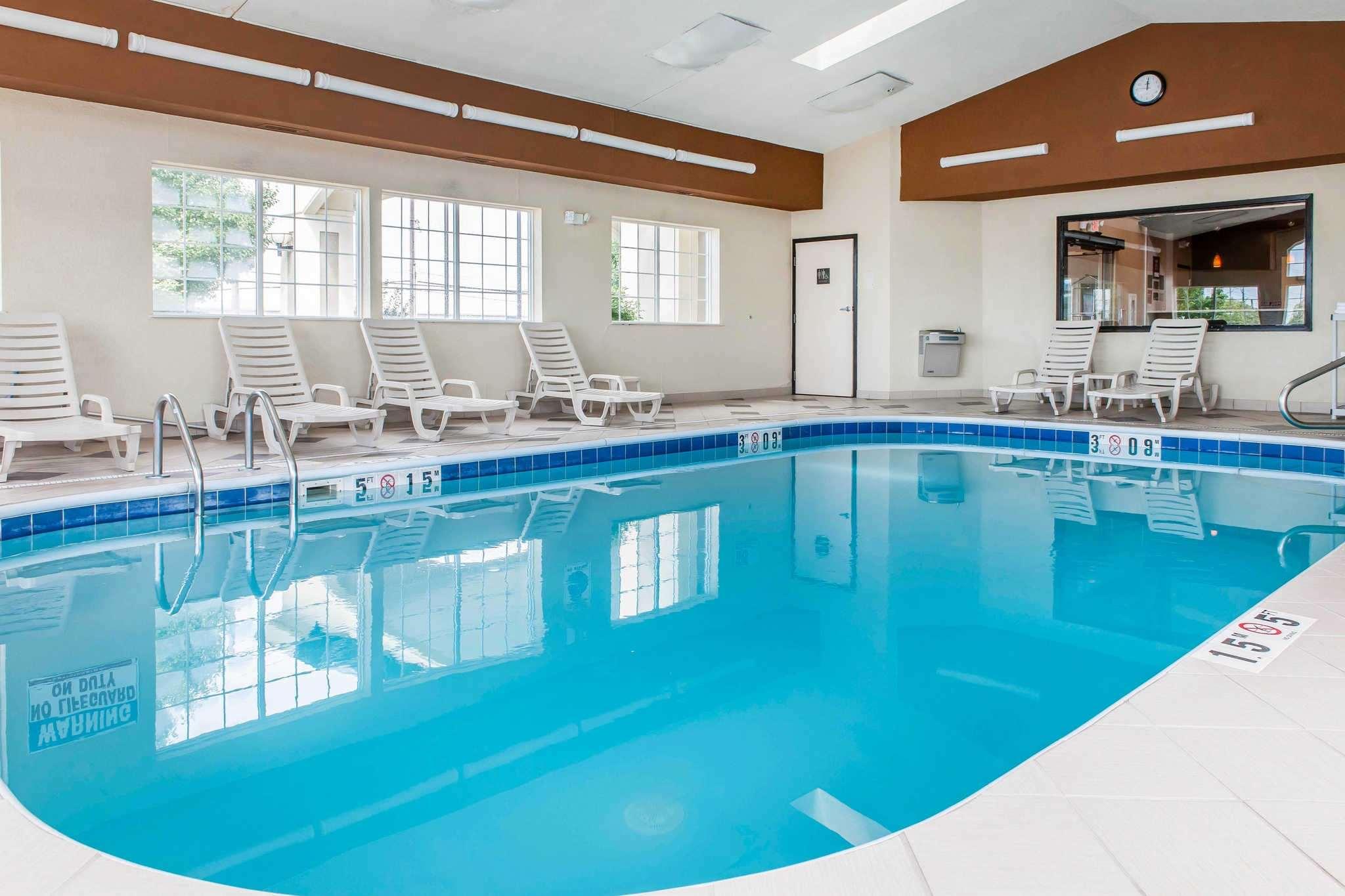 Comfort Suites Columbus — photo 4