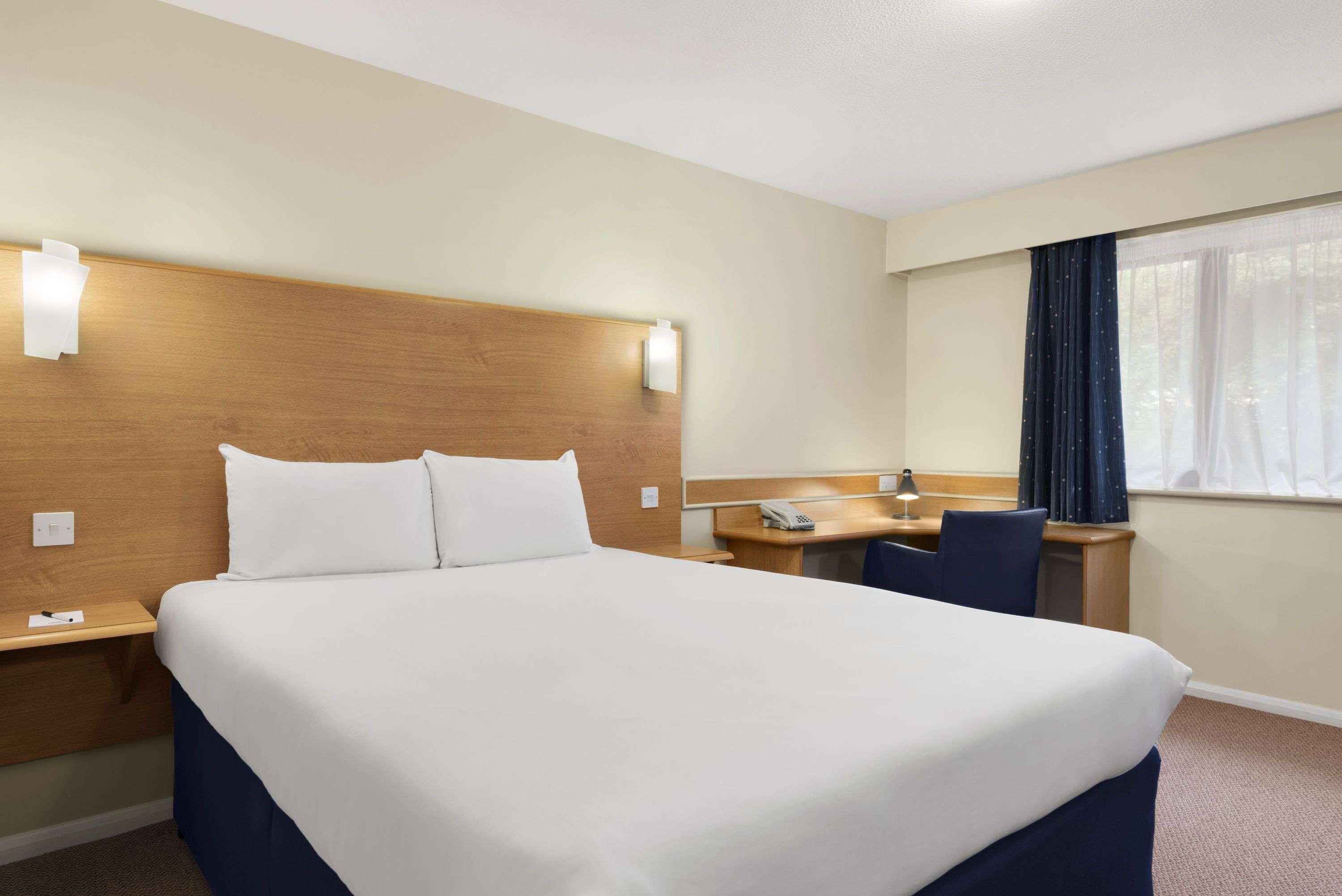 Days Inn Warwick North M40 — photo 3