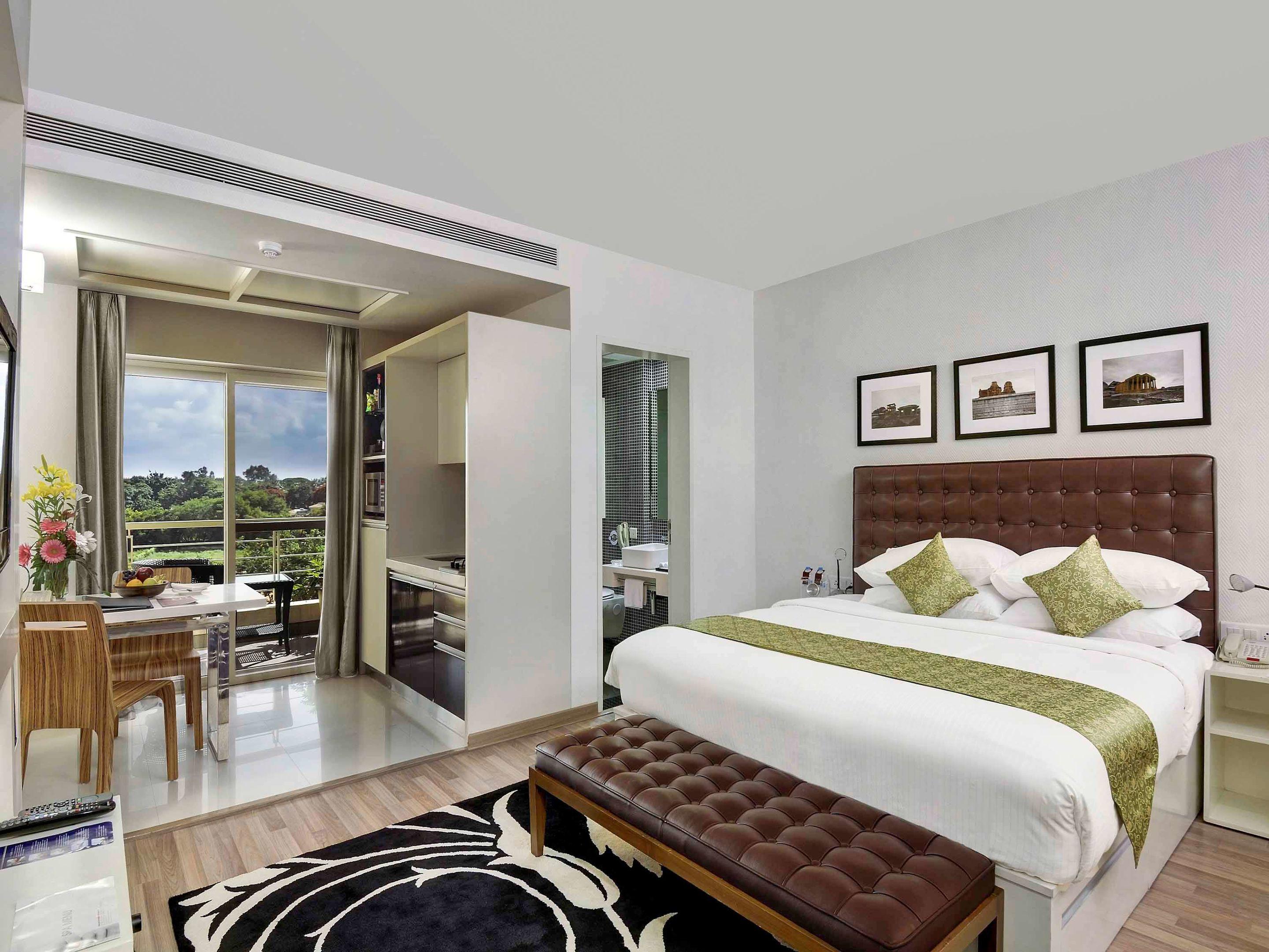 Grand Mercure Vadodara Surya Palace — photo 2