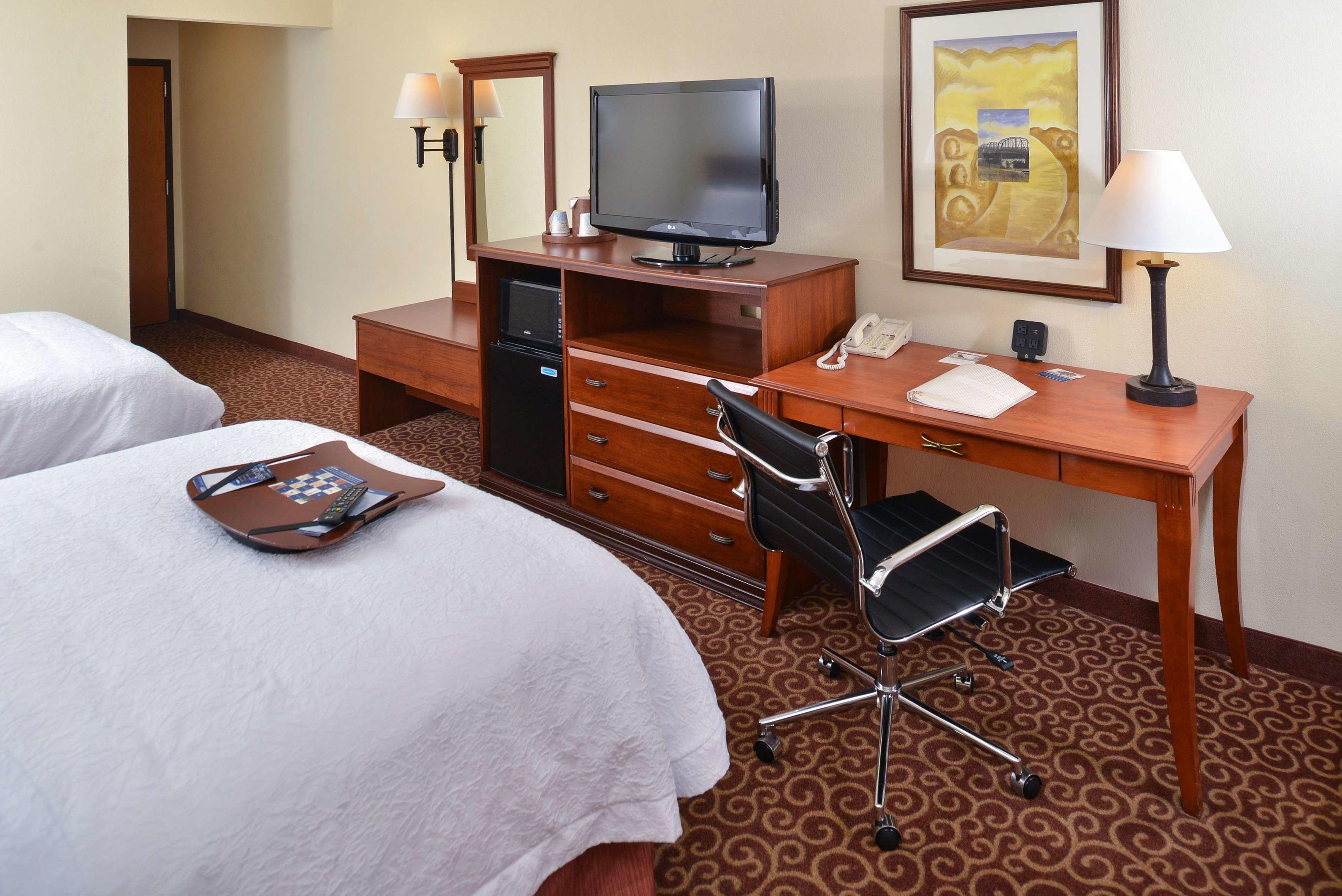 Hampton Inn Eagle Pass — photo 5