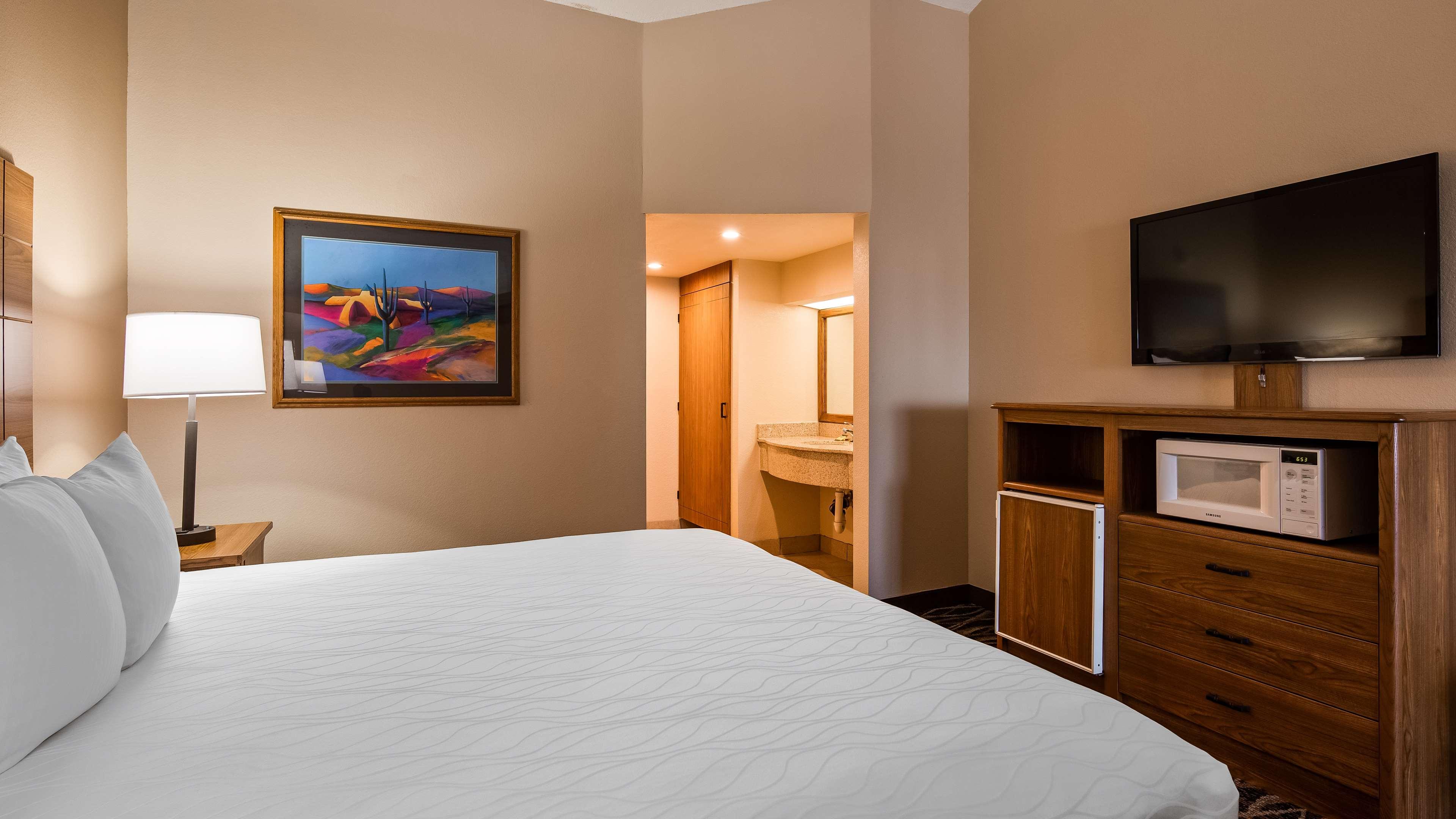 Best Western Plus Saddleback Inn & Conference Center — photo 5