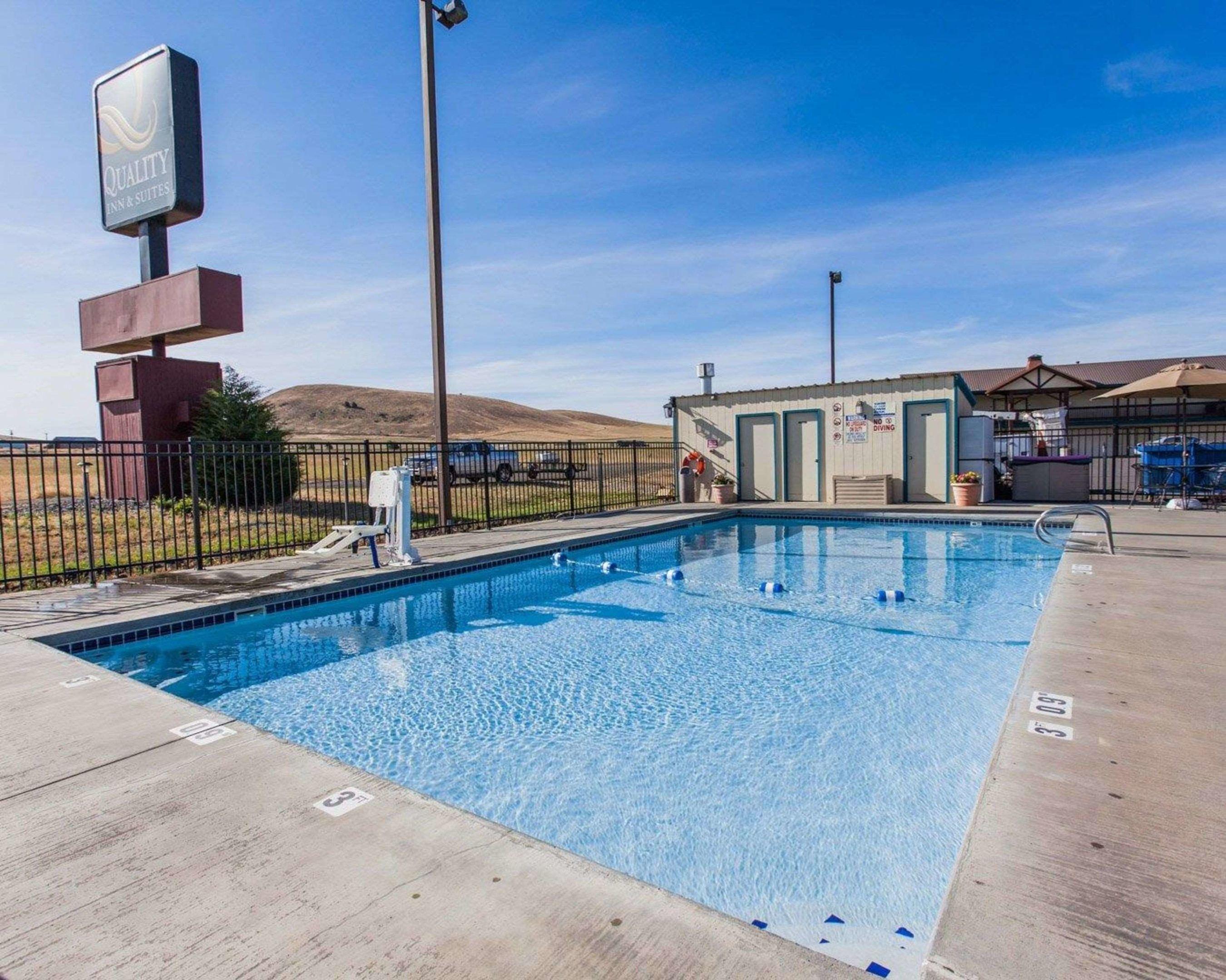 Quality Inn & Suites — photo 4