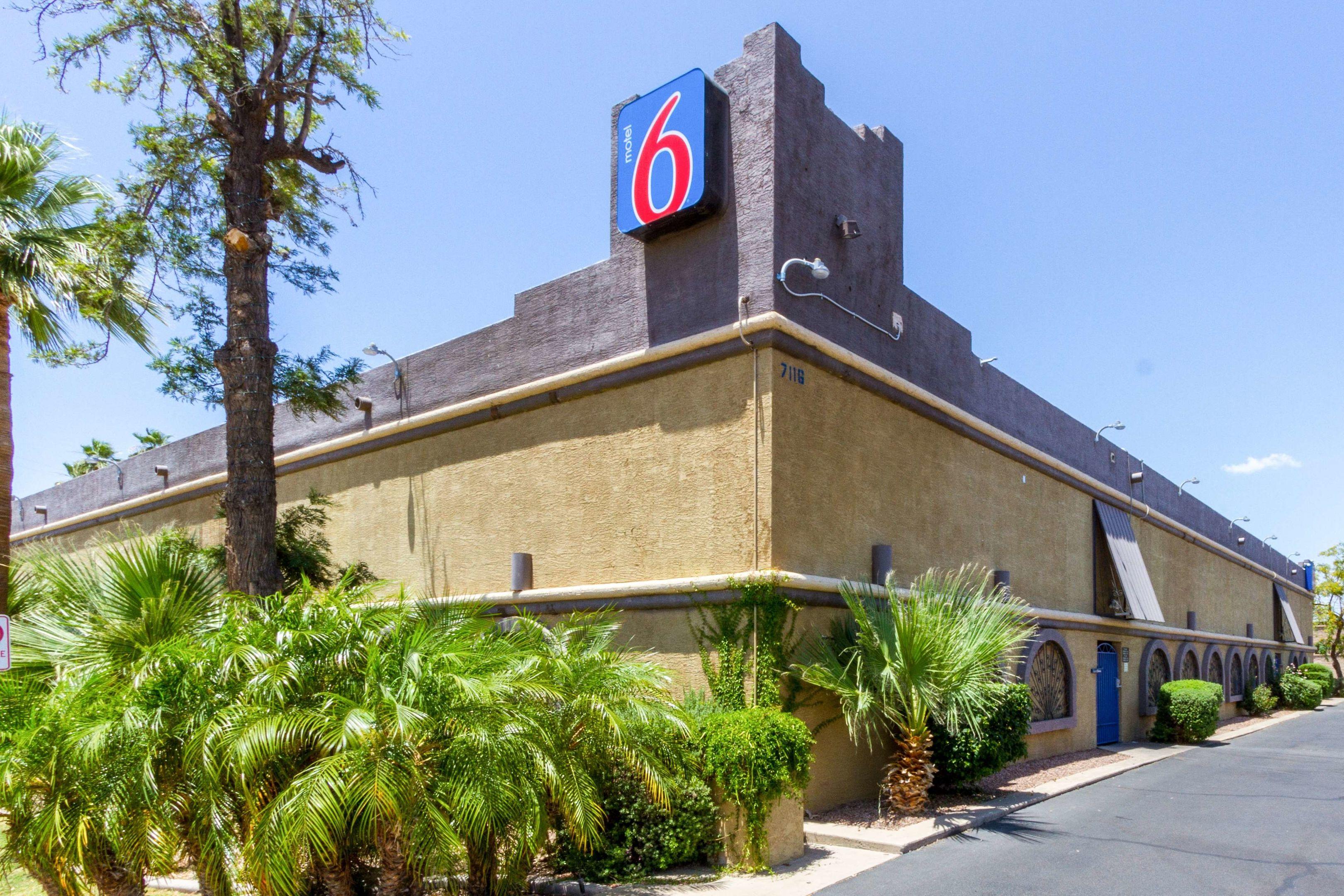 Motel 6 Glendale AZ — photo 4