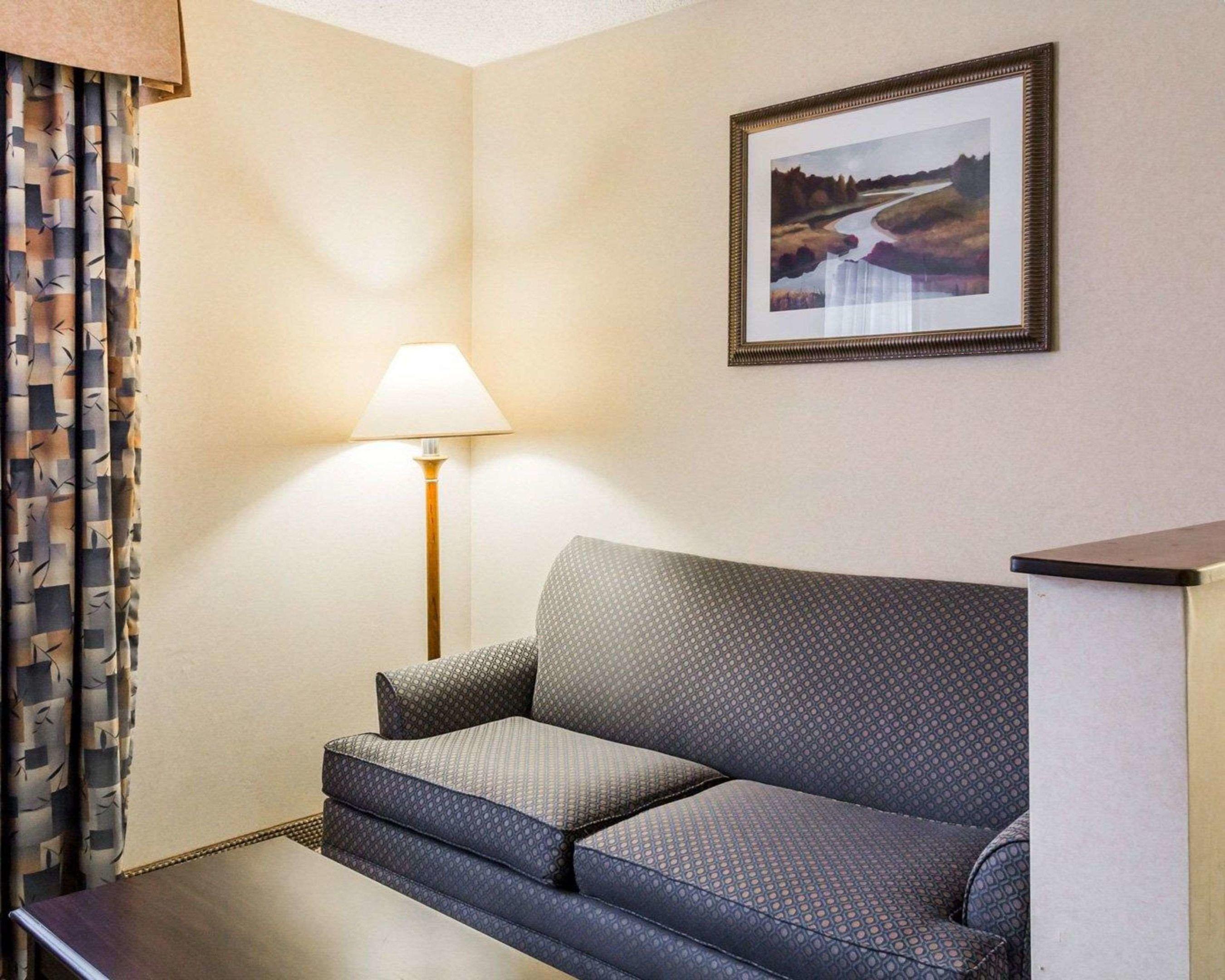 Quality Inn & Suites Westminster — photo 3