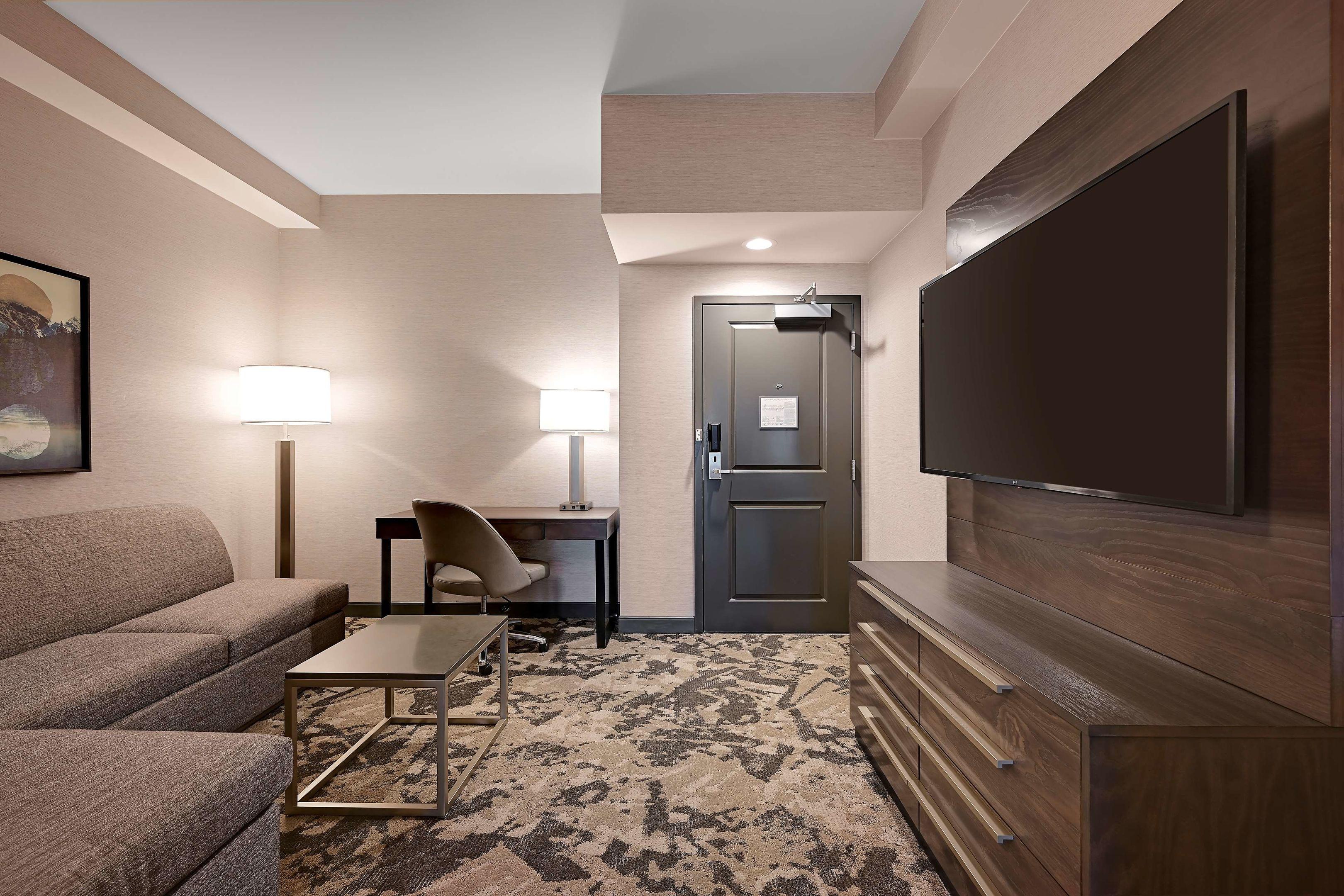 DoubleTree by Hilton Denver International Airport — photo 4